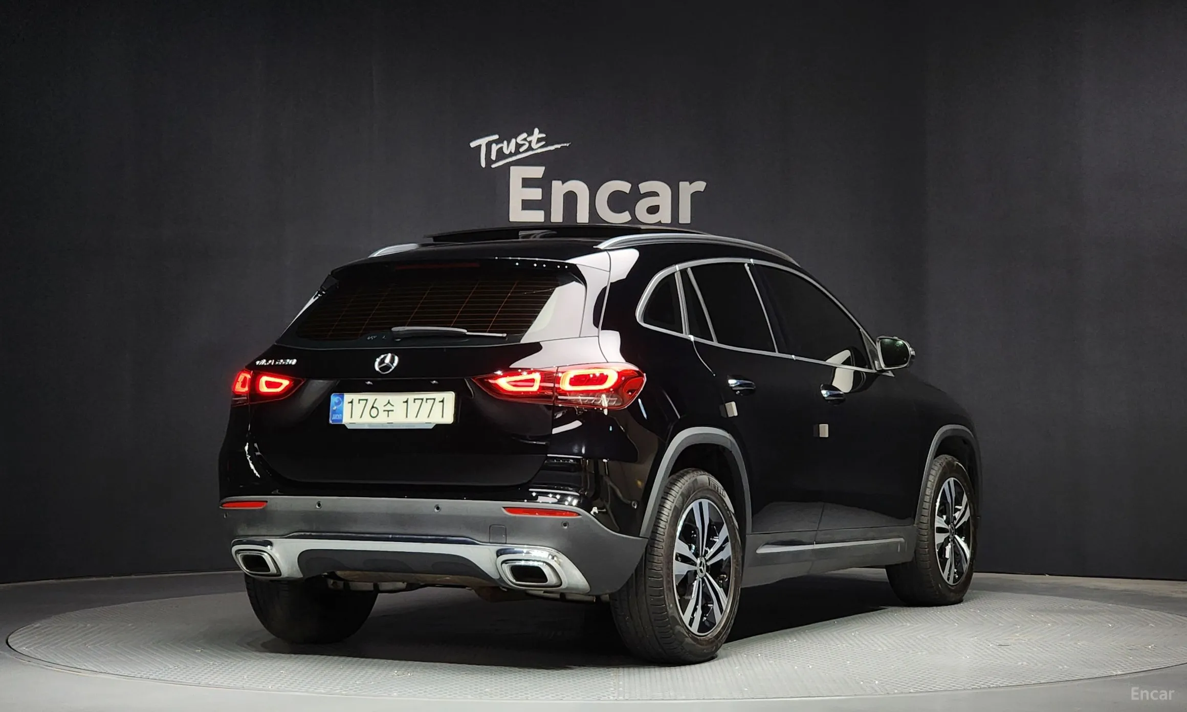Mercedes Benz GLA-Class H247