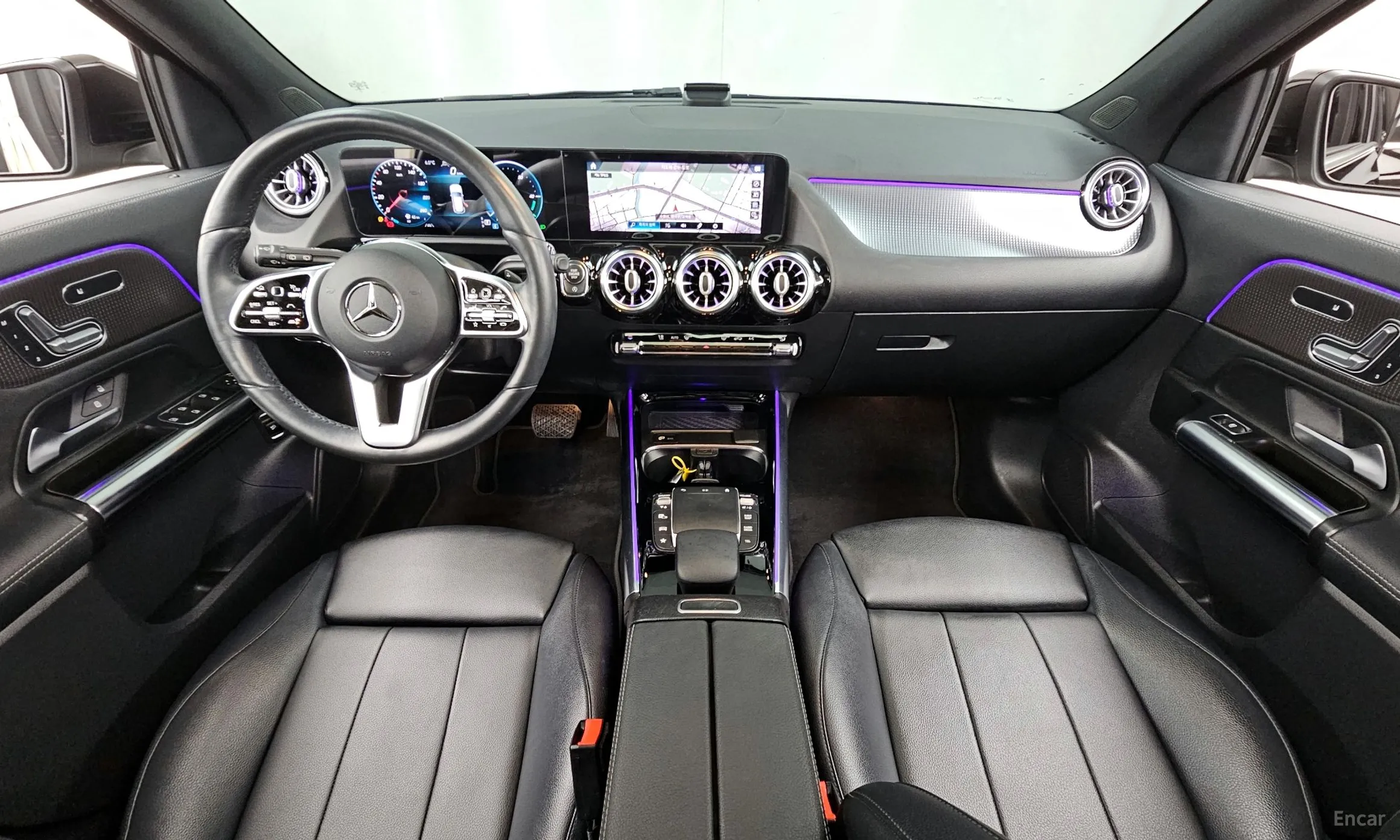 Mercedes Benz GLA-Class H247 превью 7