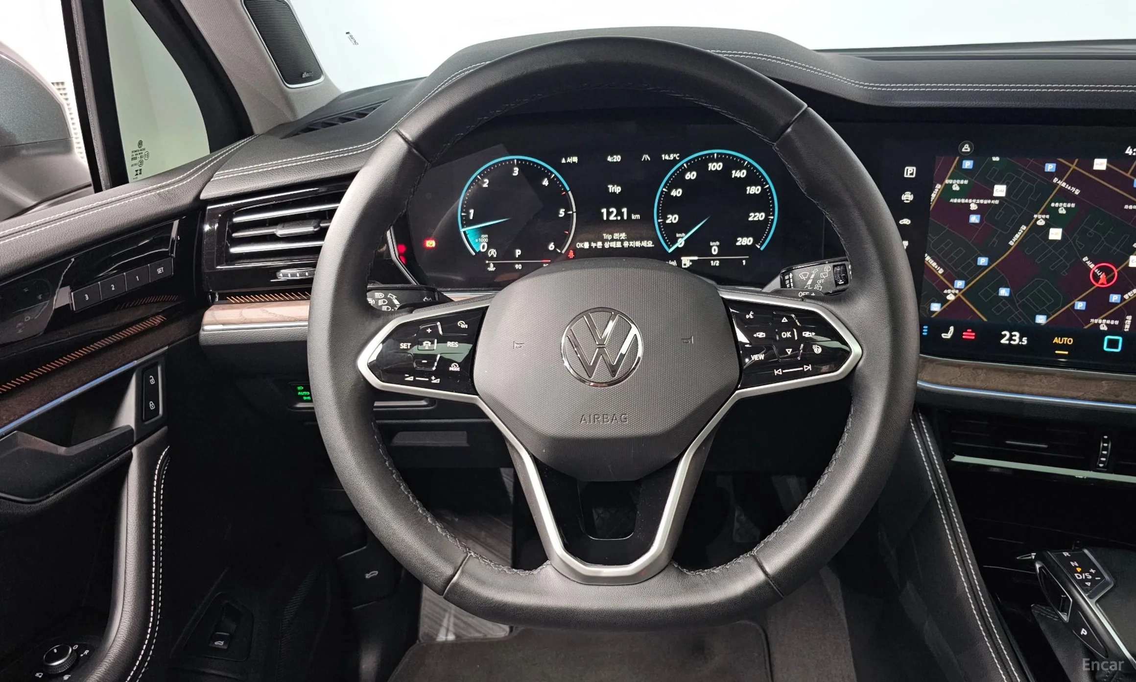 Volkswagen Touareg 3rd Generation превью 13