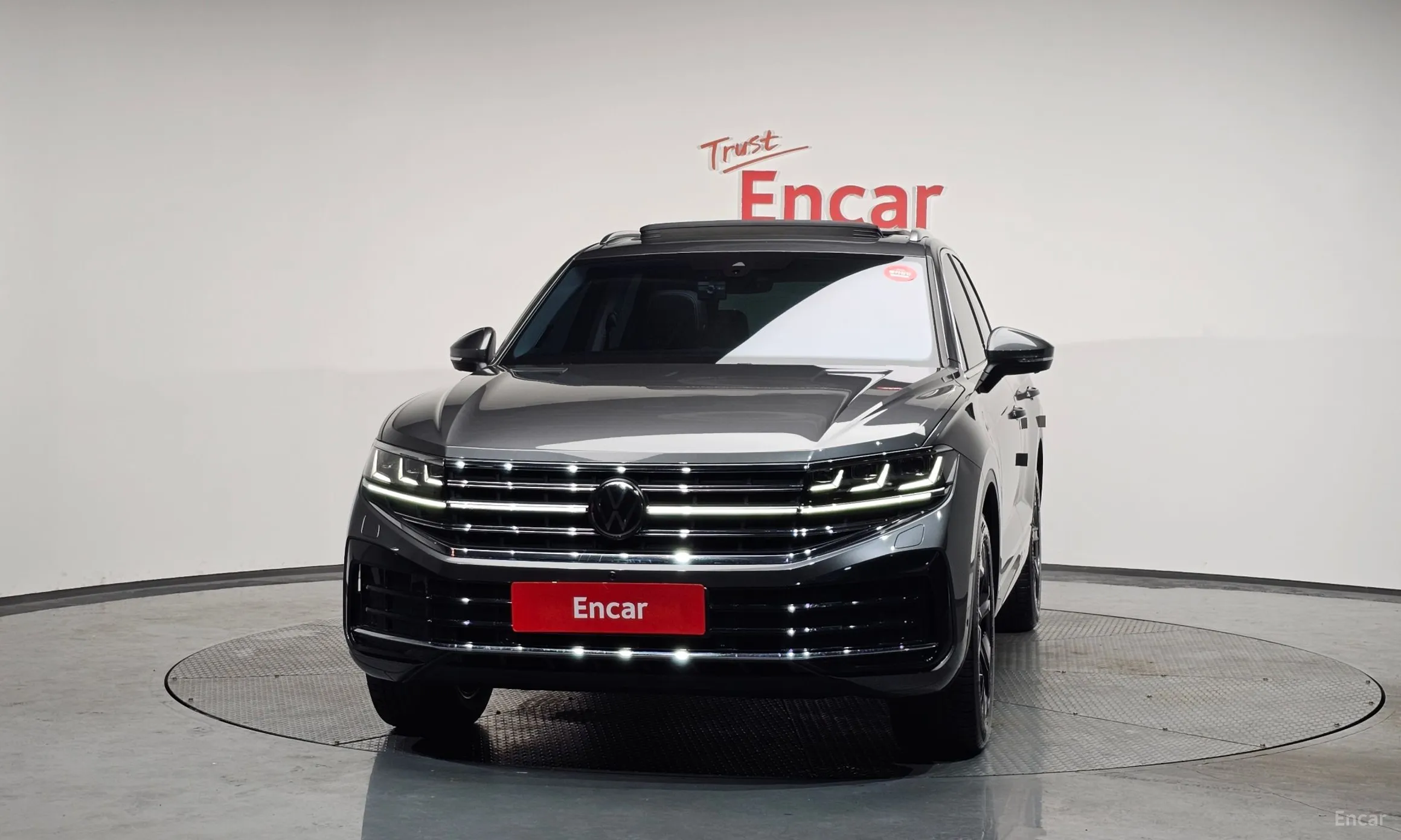 Volkswagen Touareg 3rd Generation превью 3