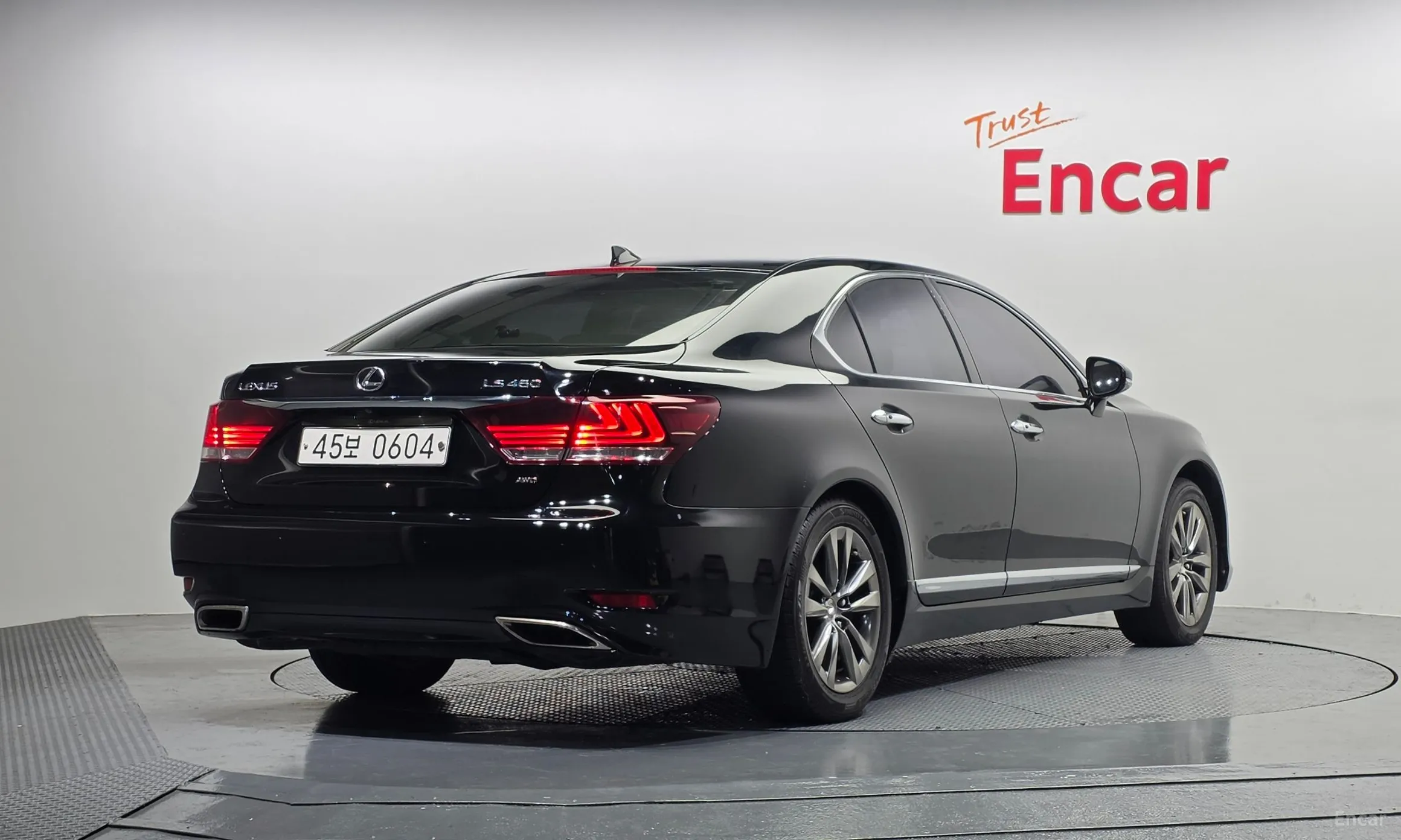 Lexus LS460