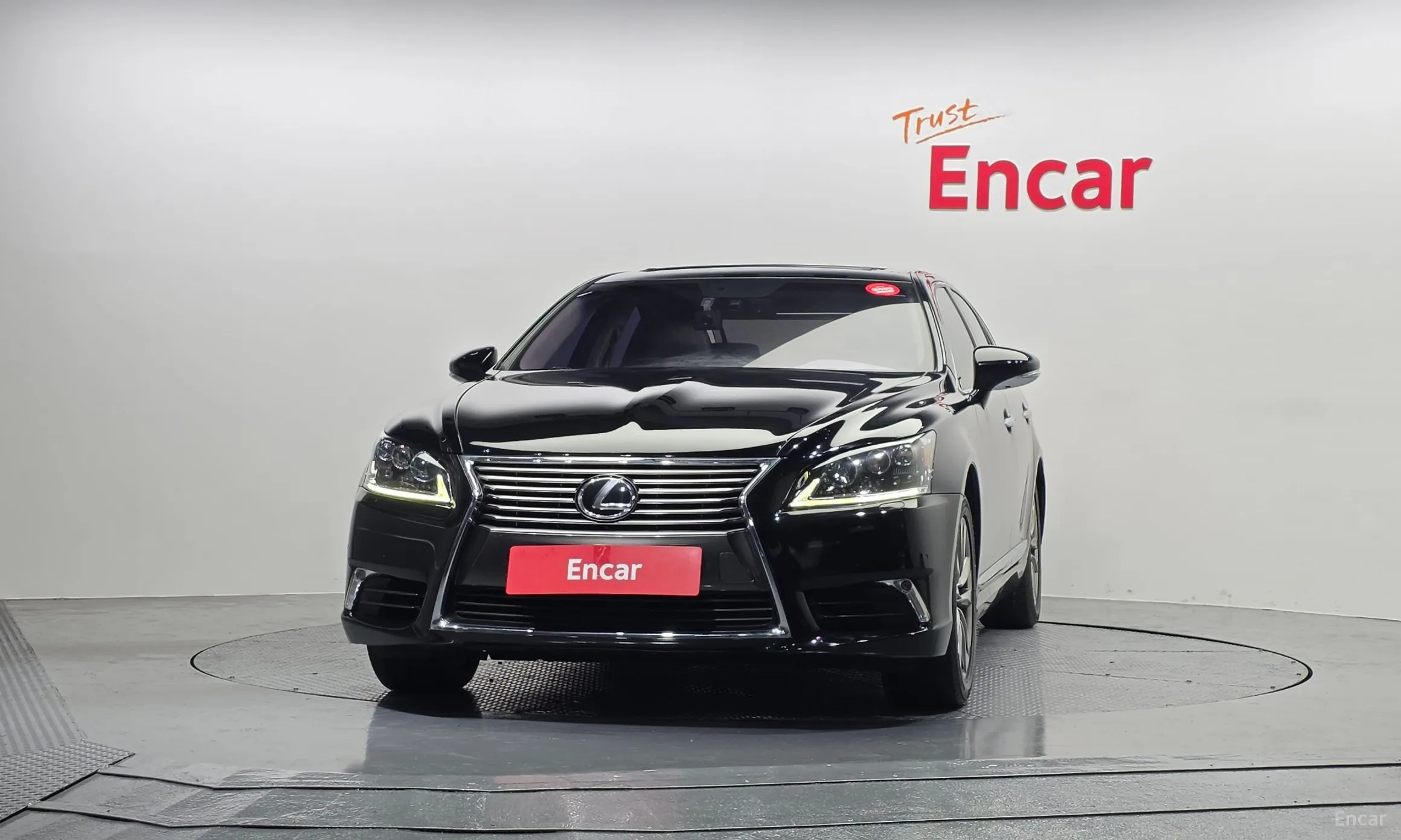 Lexus LS460 превью 3