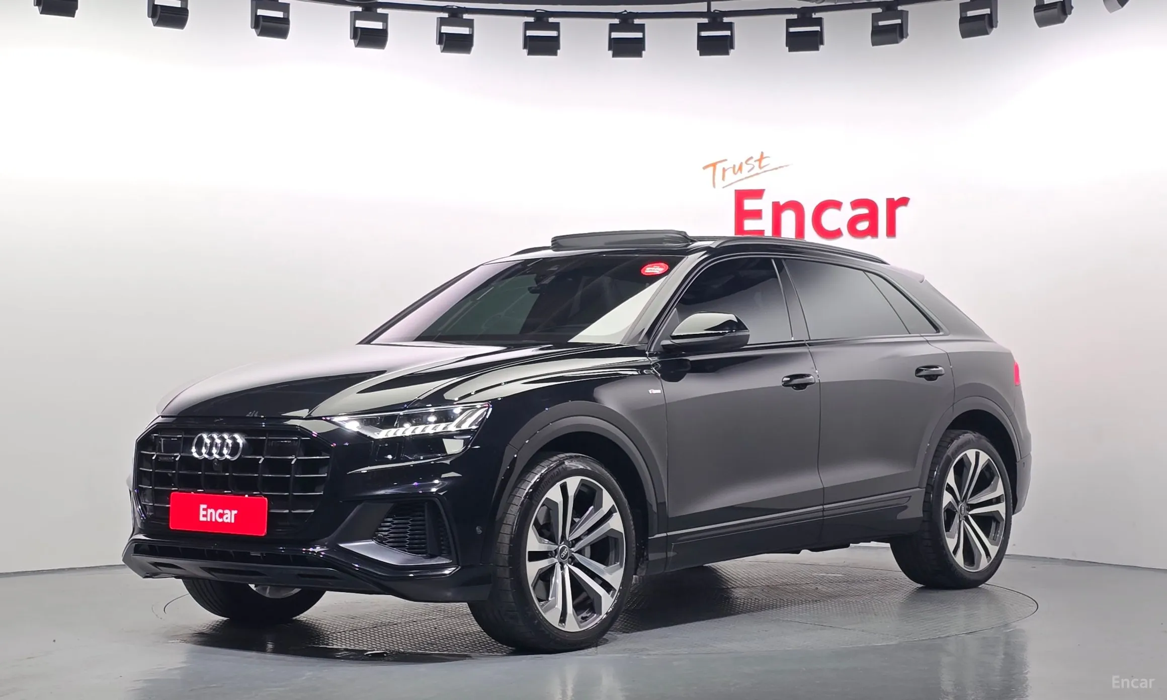 Audi Q8 (4M)