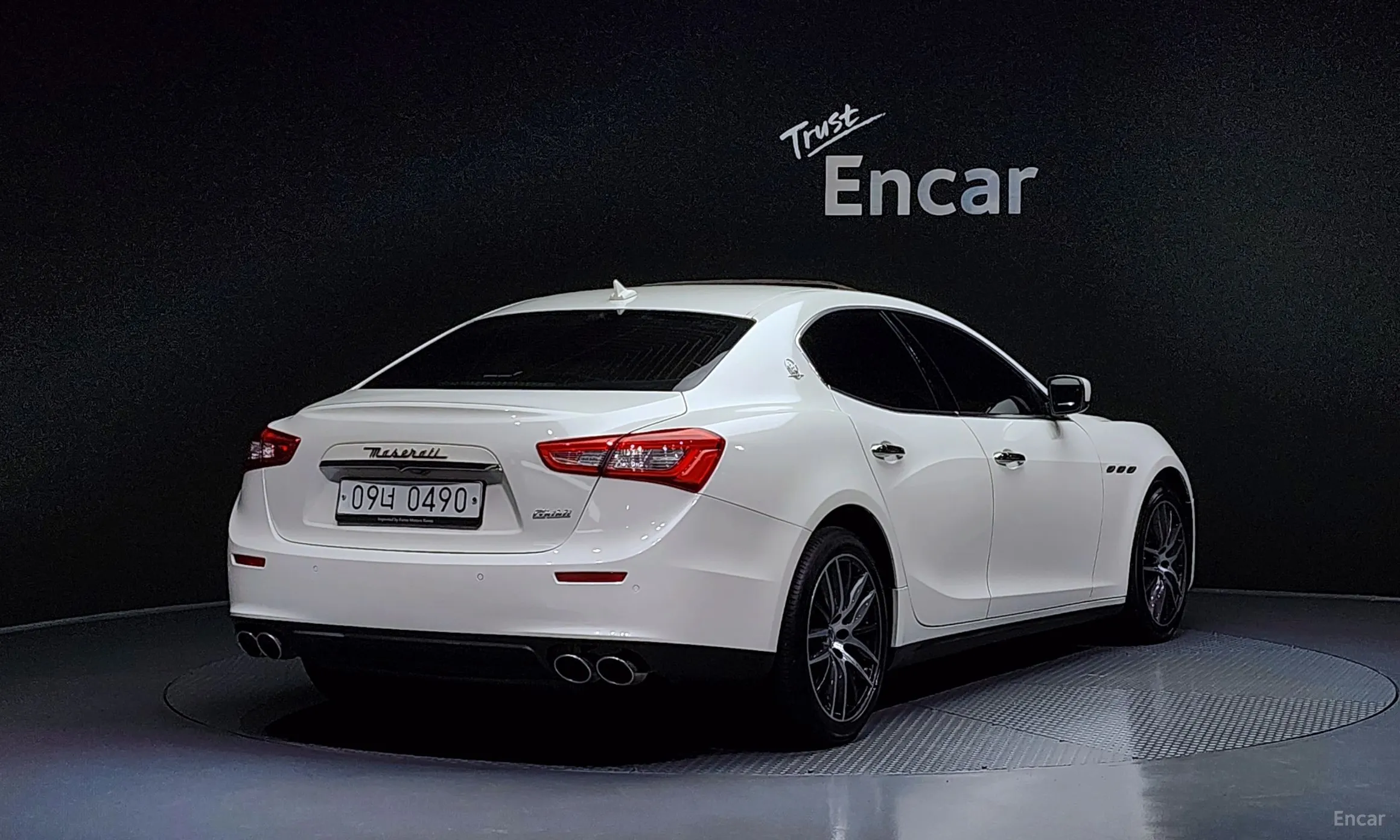 Maserati Ghibli превью 2