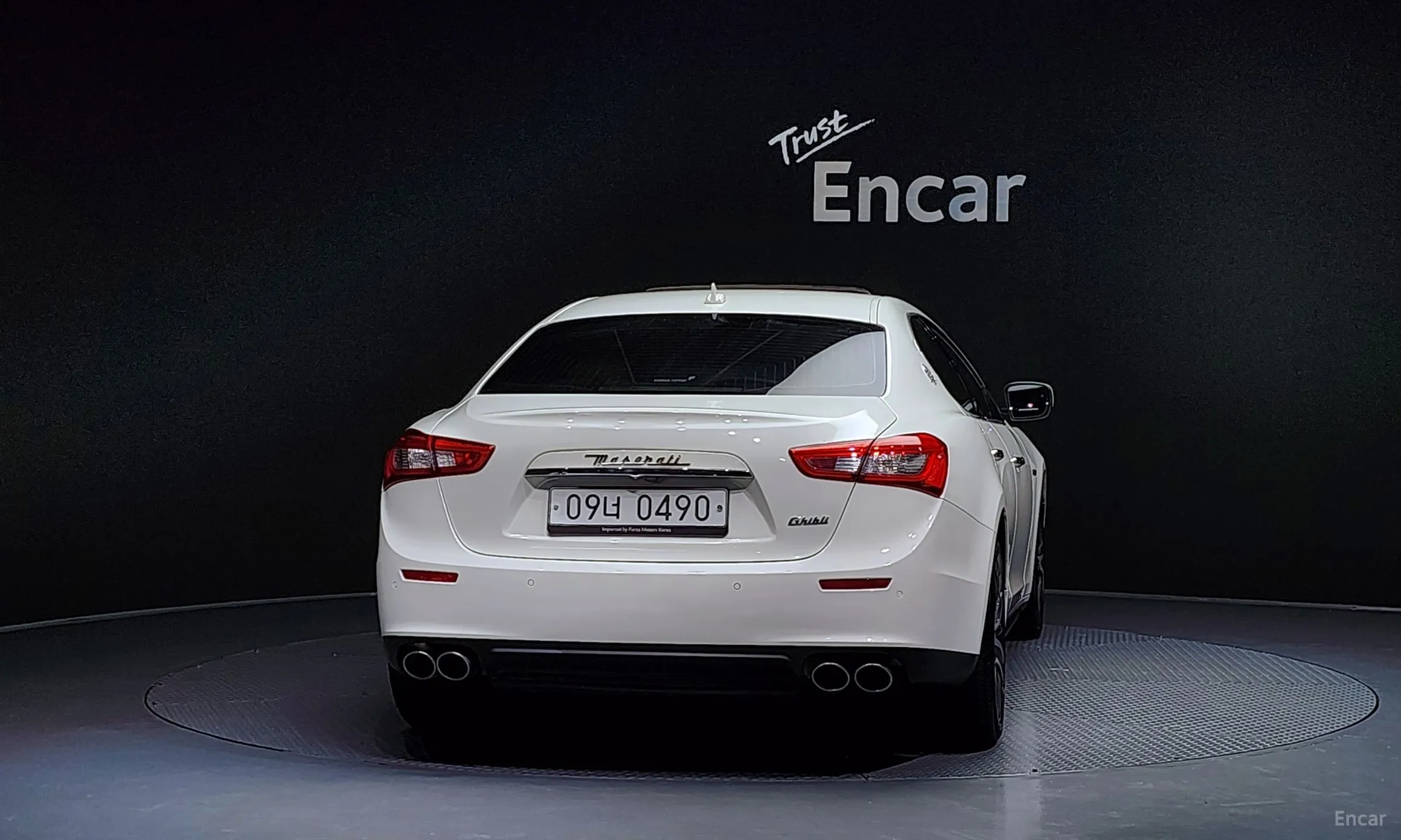 Maserati Ghibli превью 4