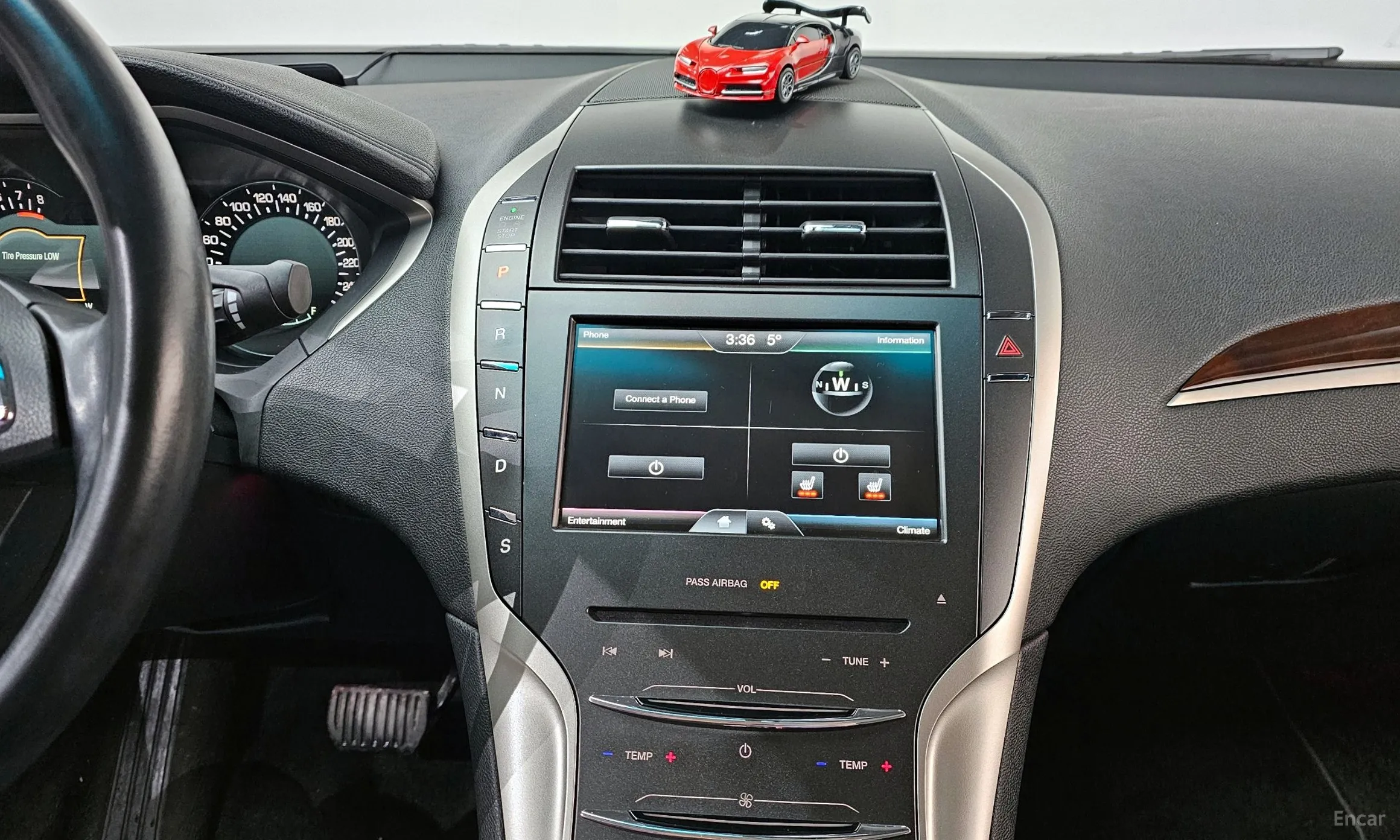 Lincoln New MKZ превью 14