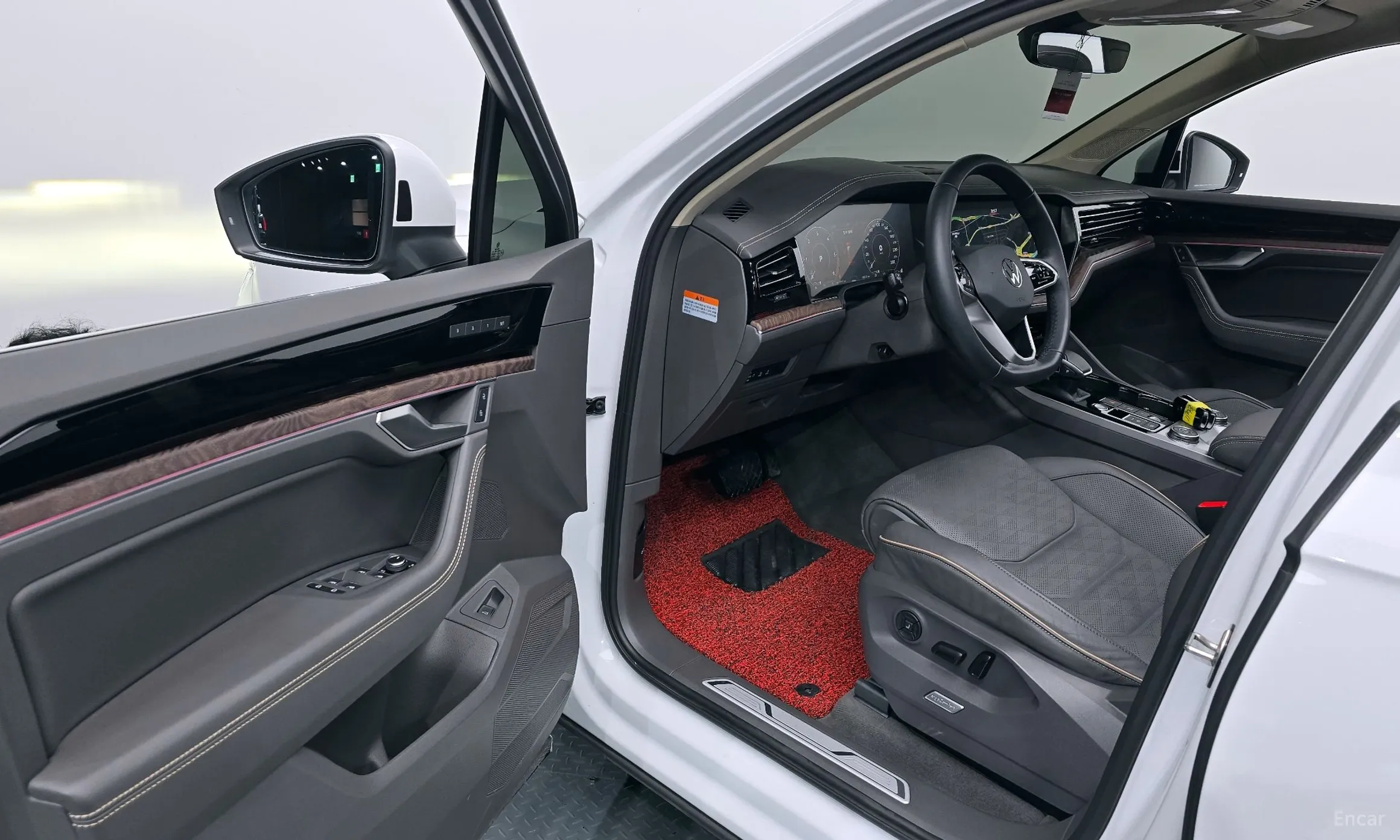 Volkswagen Touareg 3rd Generation превью 10