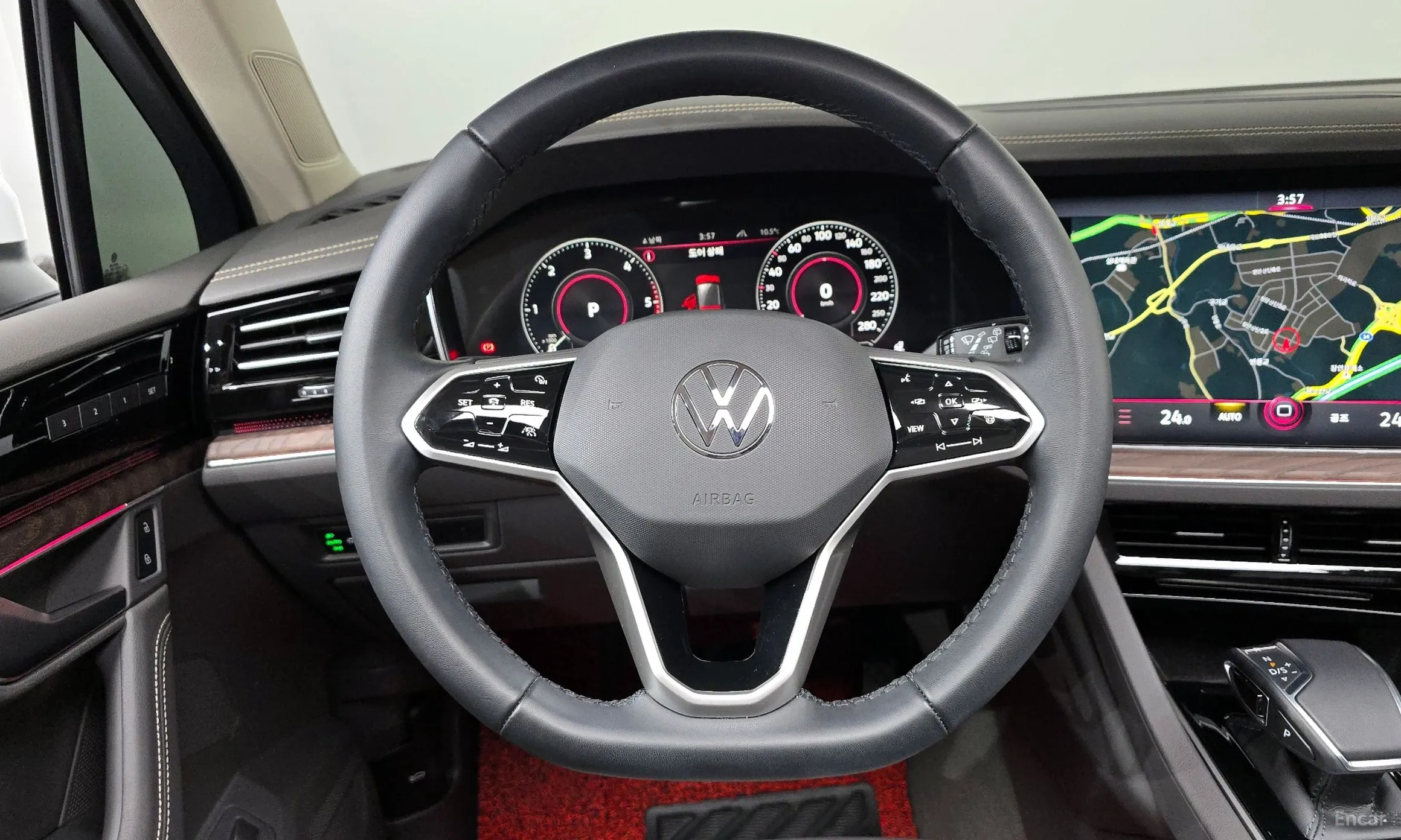 Volkswagen Touareg 3rd Generation превью 13