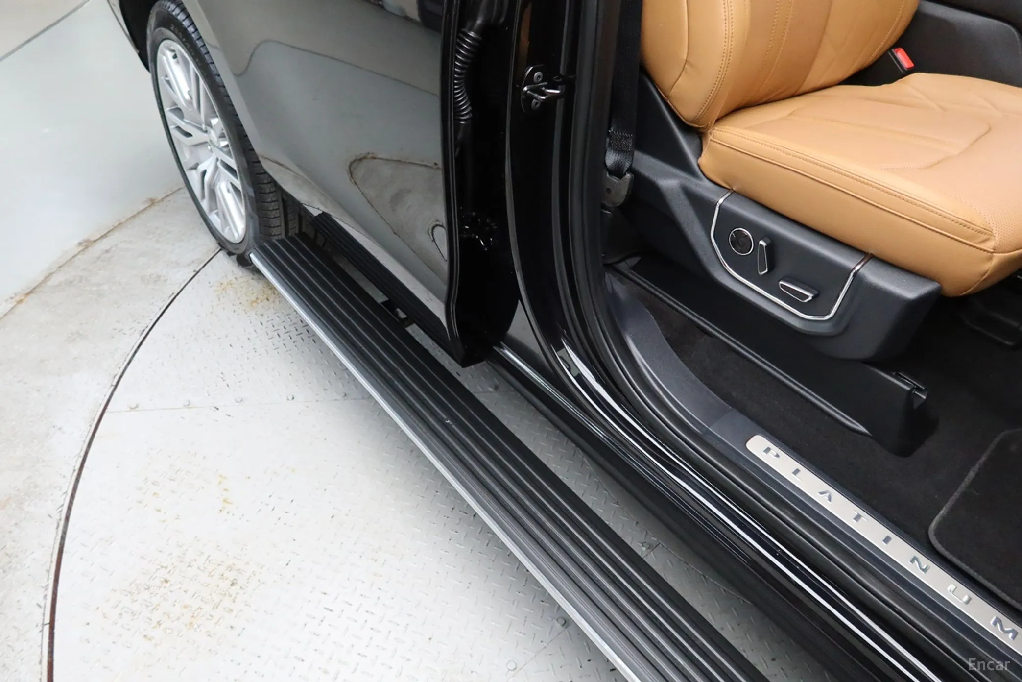Ford Expedition превью 11