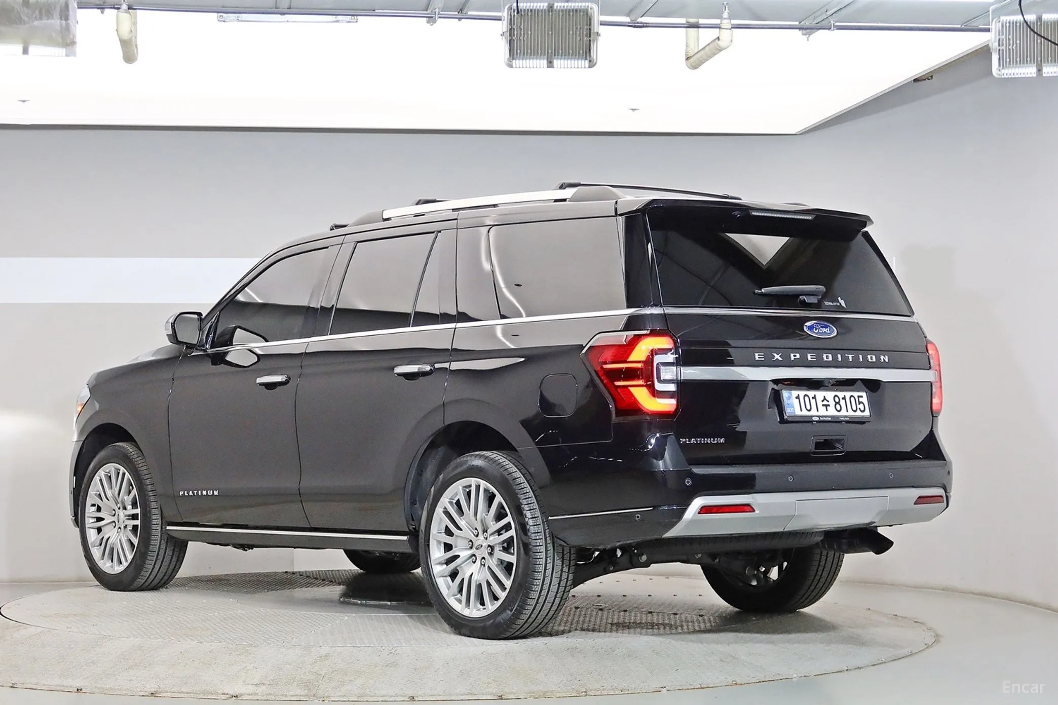 Ford Expedition превью 4
