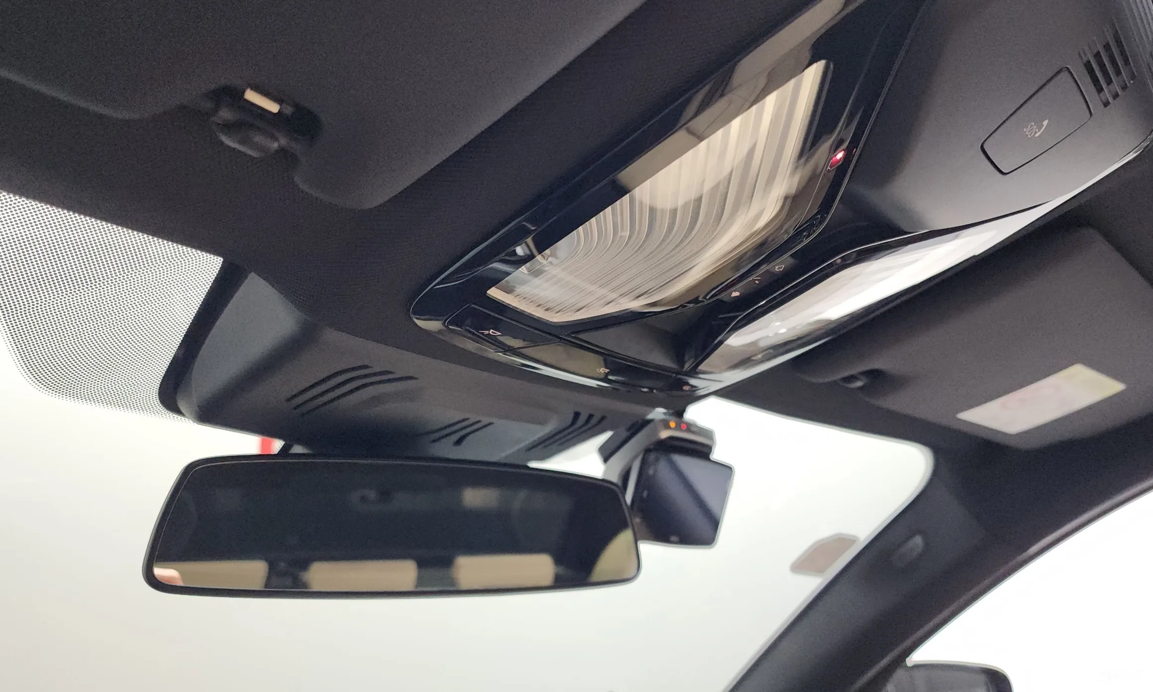 BMW 3 Series (G20) превью 17