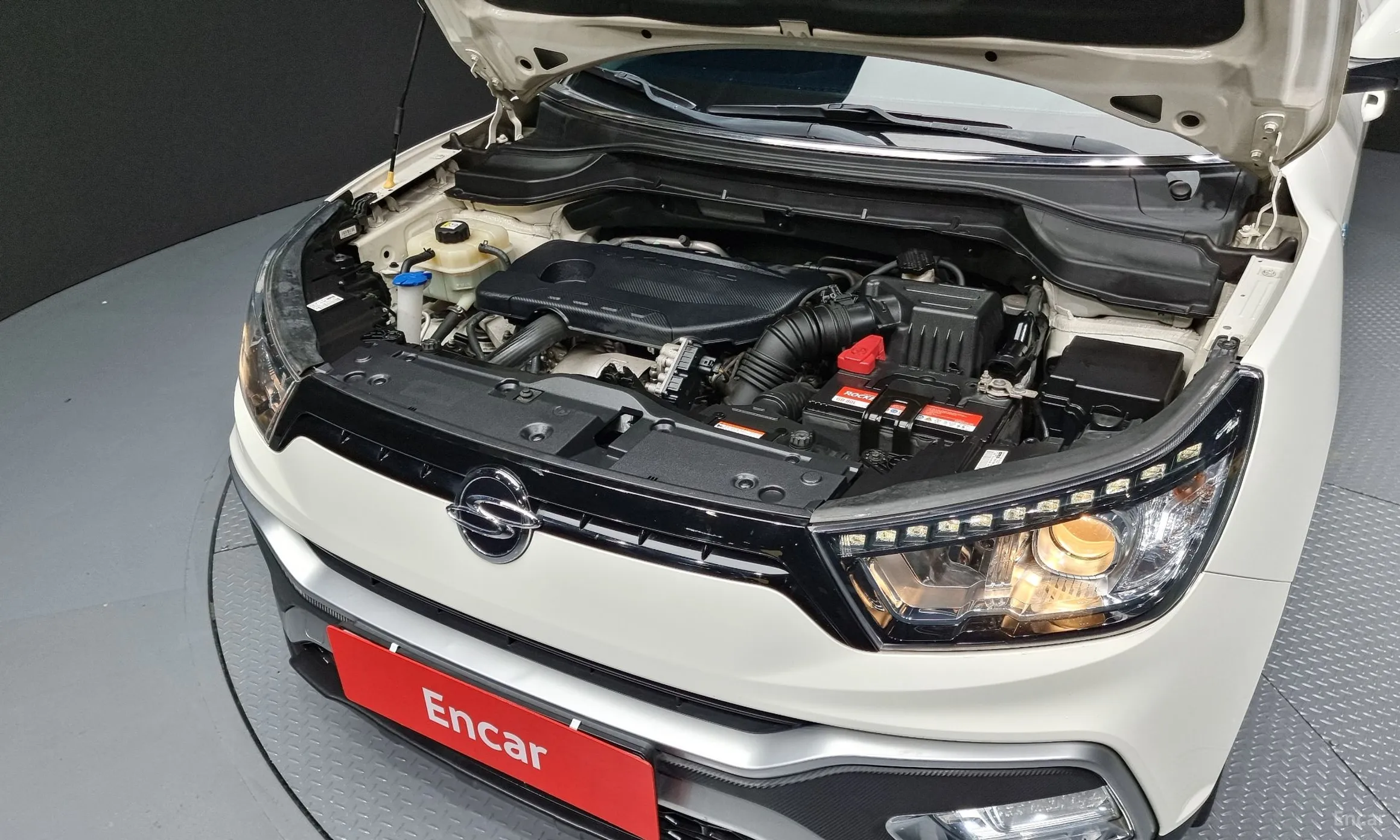 KG Mobility (SsangYong) Tivoli Air превью 6
