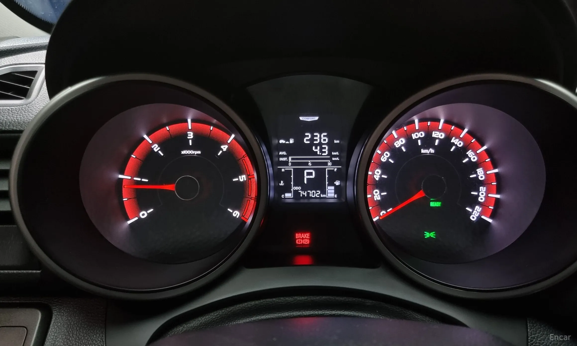 KG Mobility (SsangYong) Tivoli Air превью 8