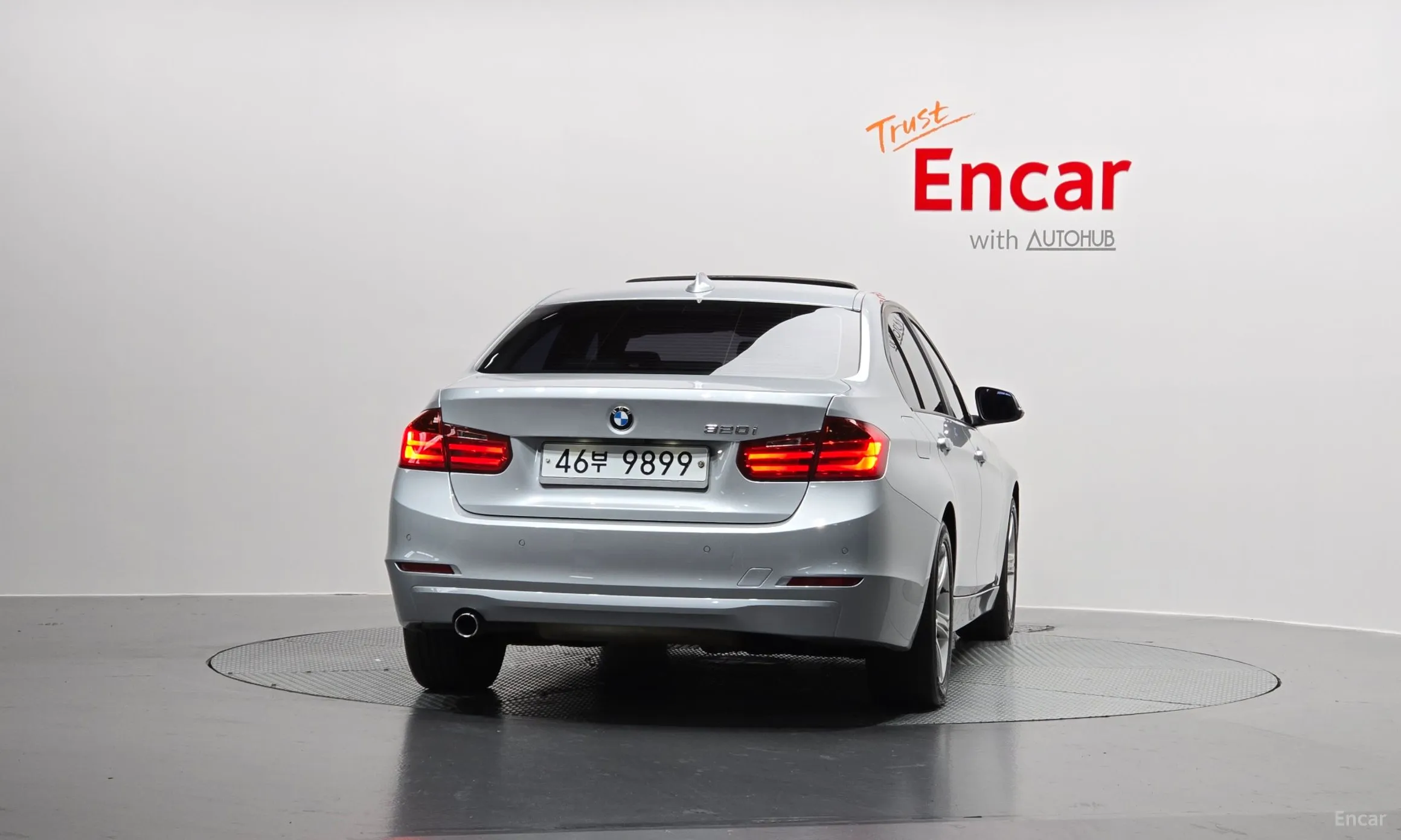 BMW 3 Series (F30) превью 4