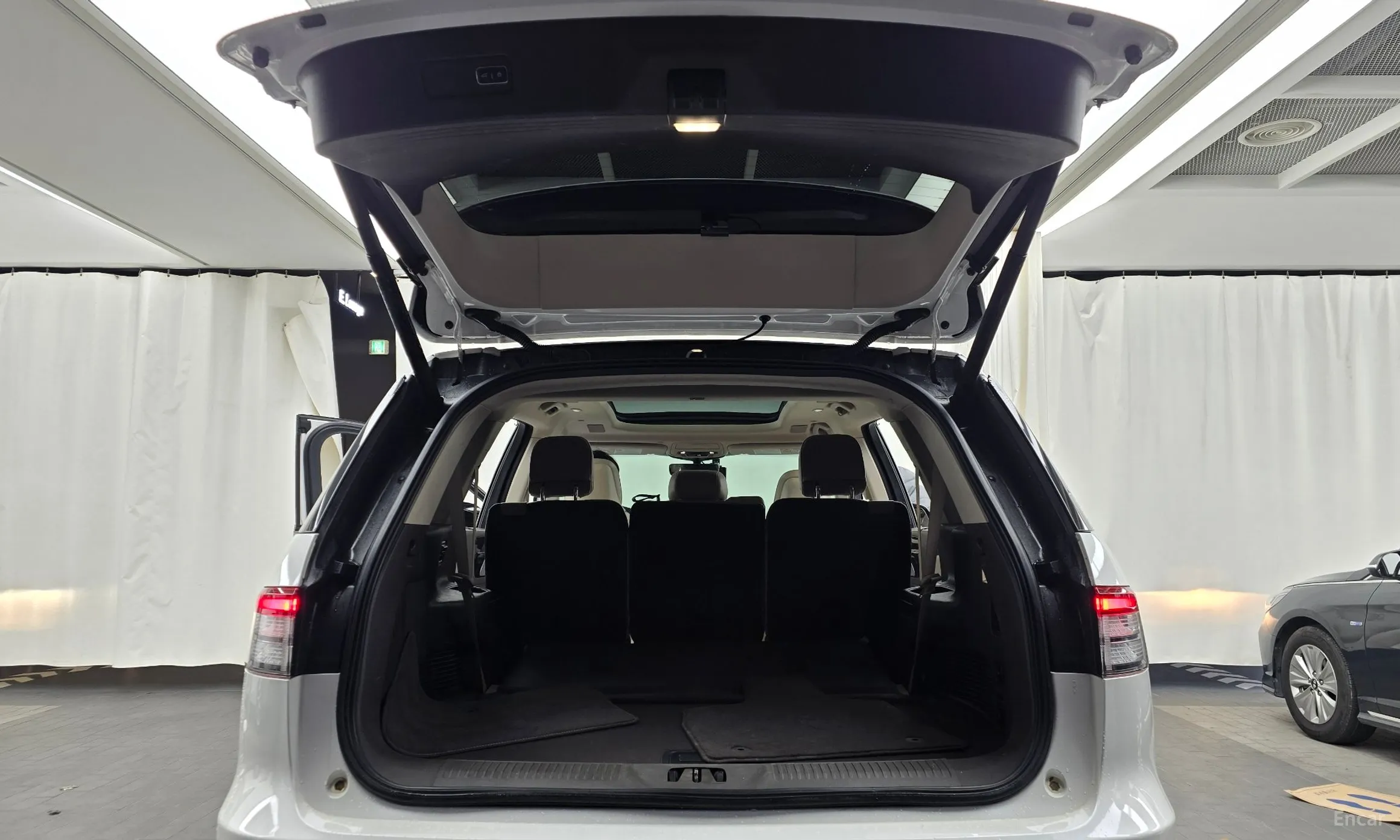 Lincoln Aviator 2nd Generation превью 20
