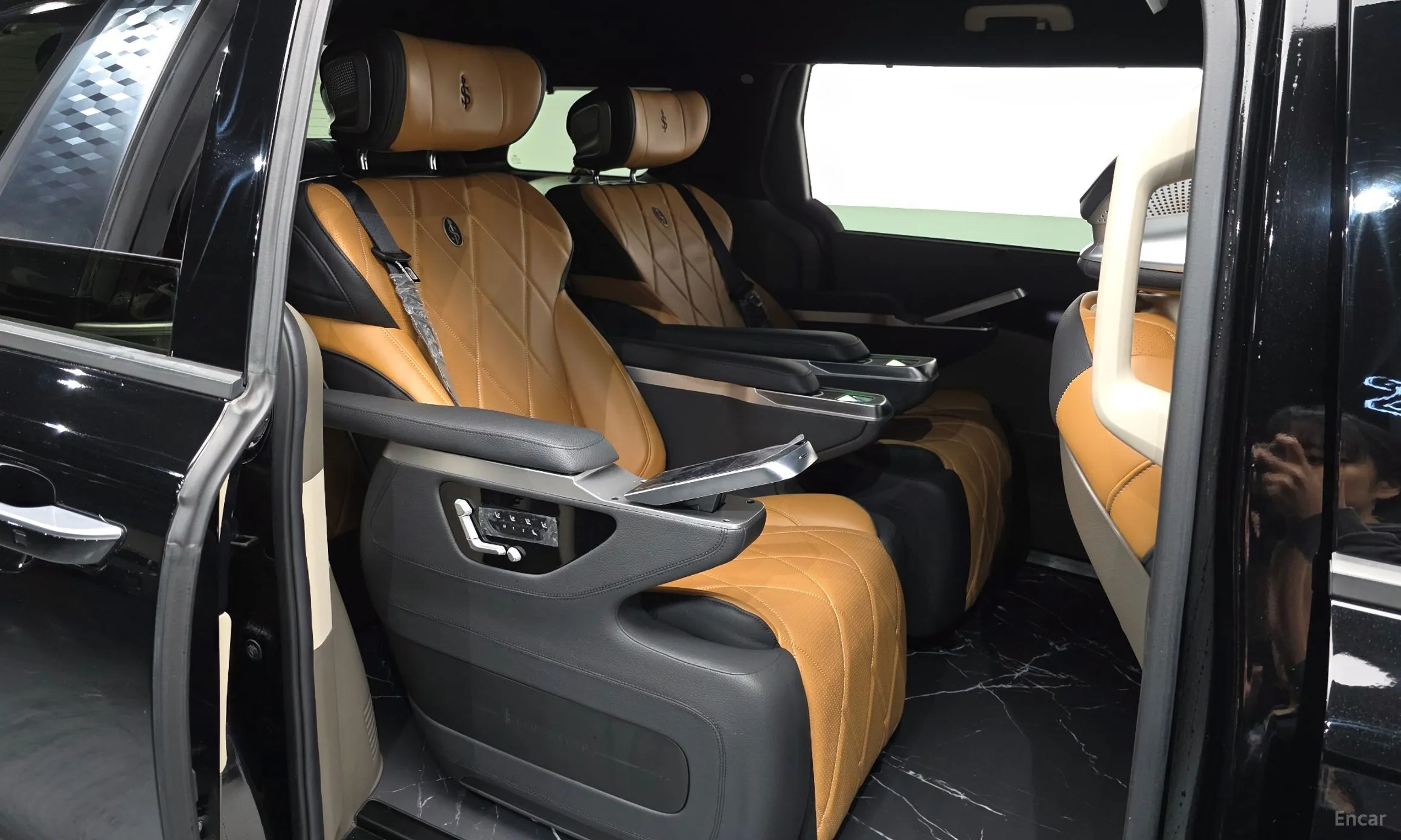 Kia Carnival Gen 4 превью 12
