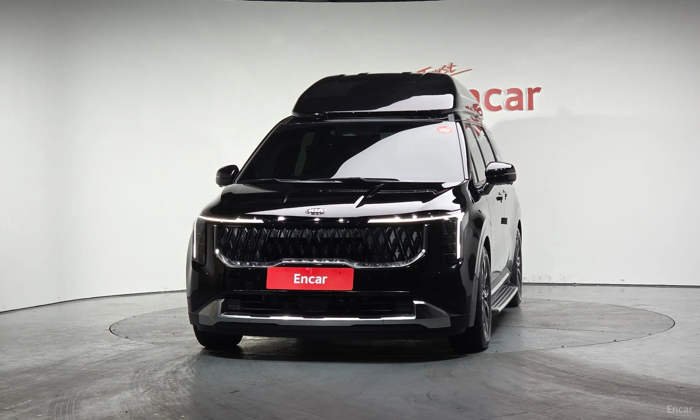 Kia Carnival Gen 4 превью 3