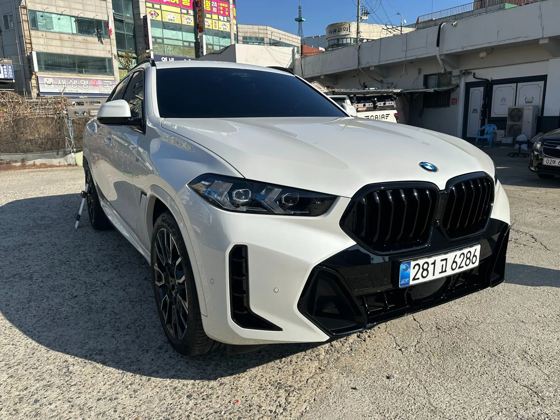 BMW X6 (G06)