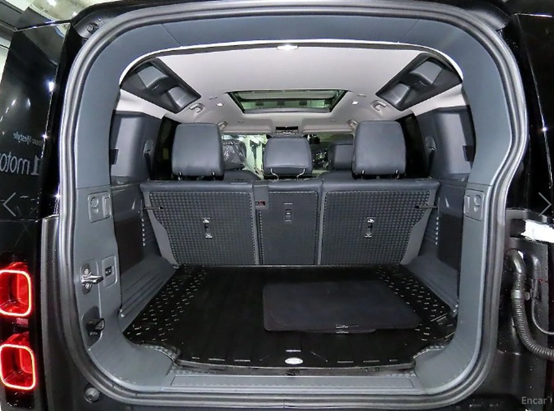 Land Rover Defender (L663) превью 17
