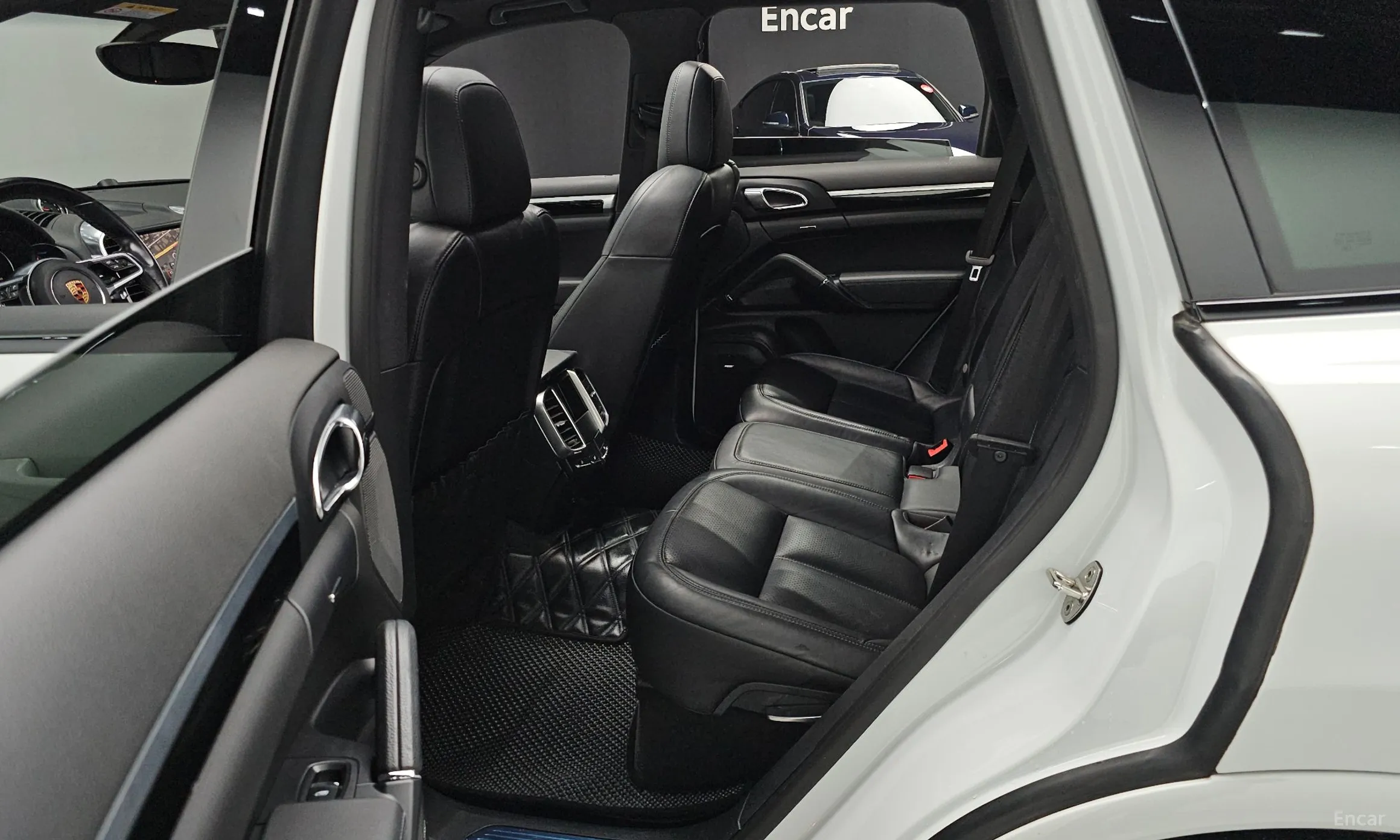 Porsche New Cayenne превью 12