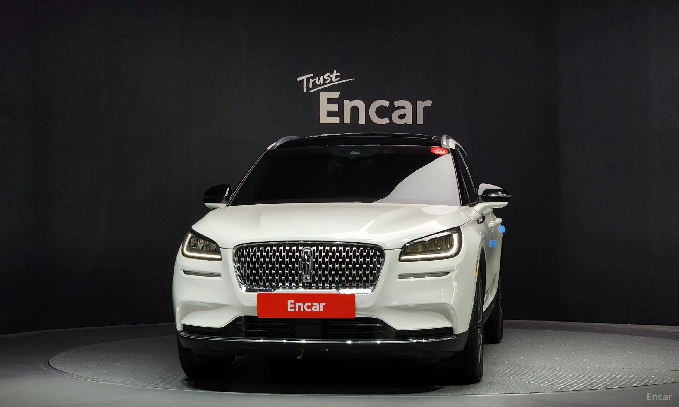 Lincoln Corsair превью 3