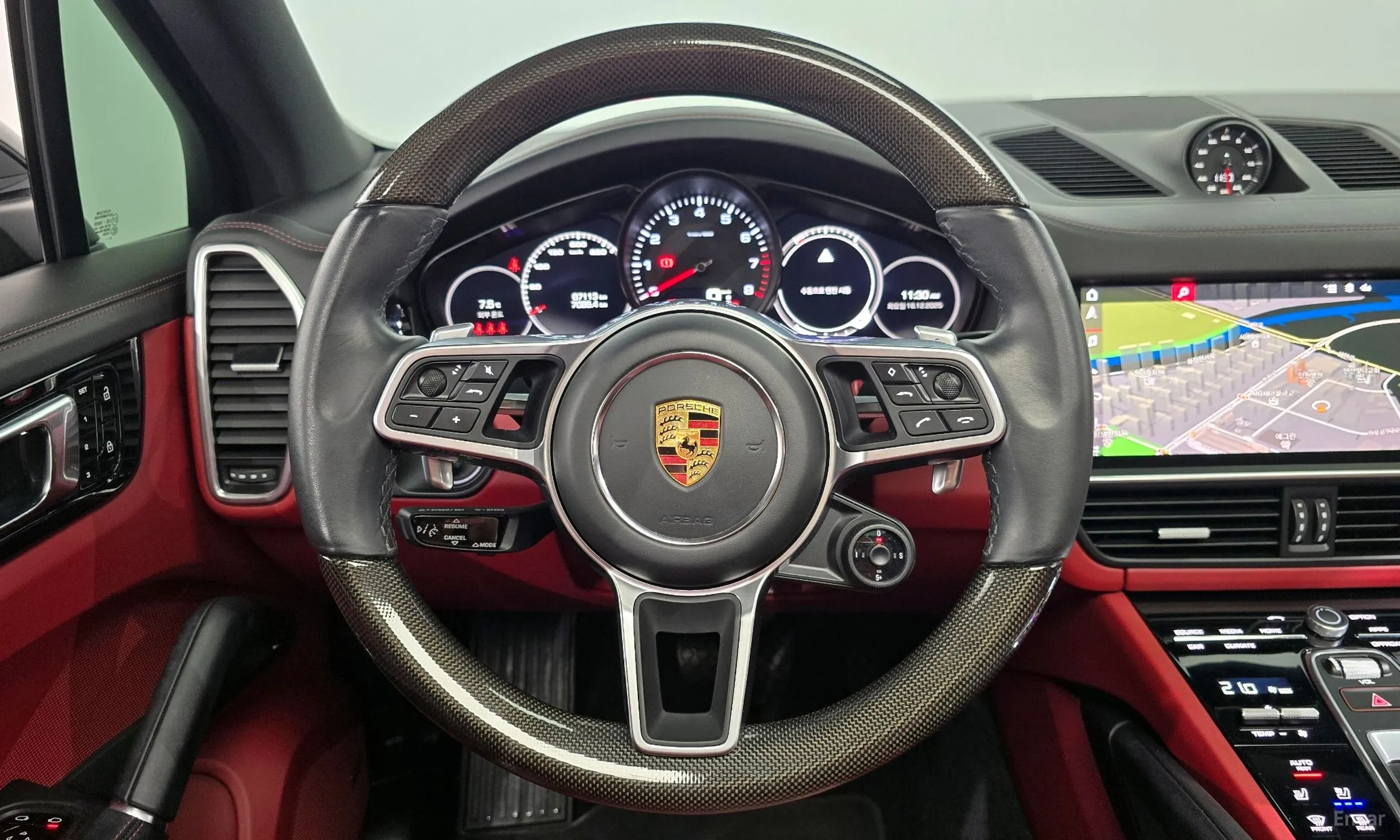 Porsche Cayenne (PO536) превью 13