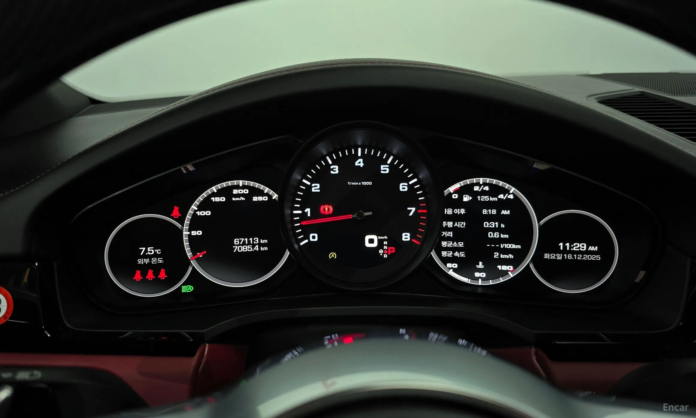 Porsche Cayenne (PO536) превью 8