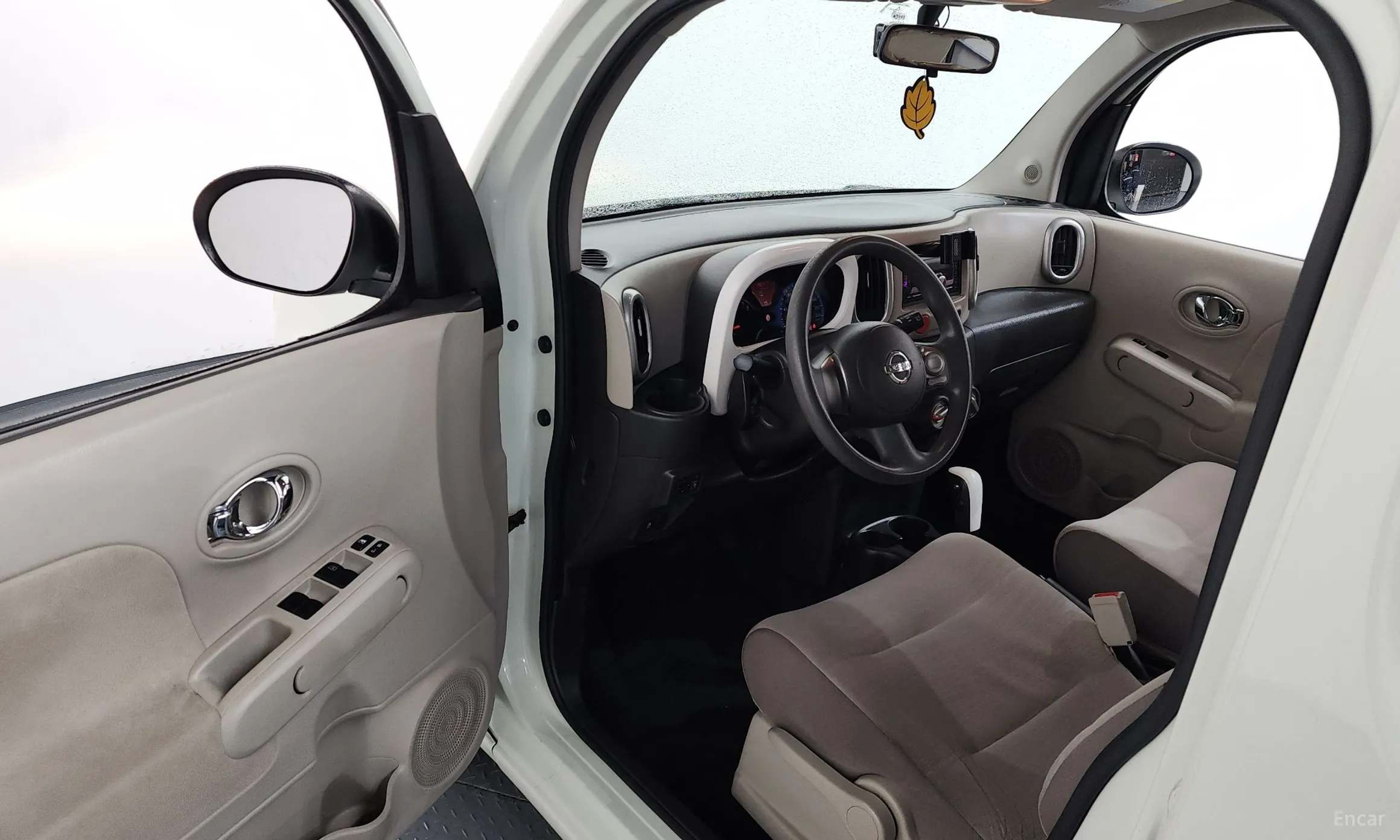 Nissan Cube превью 10