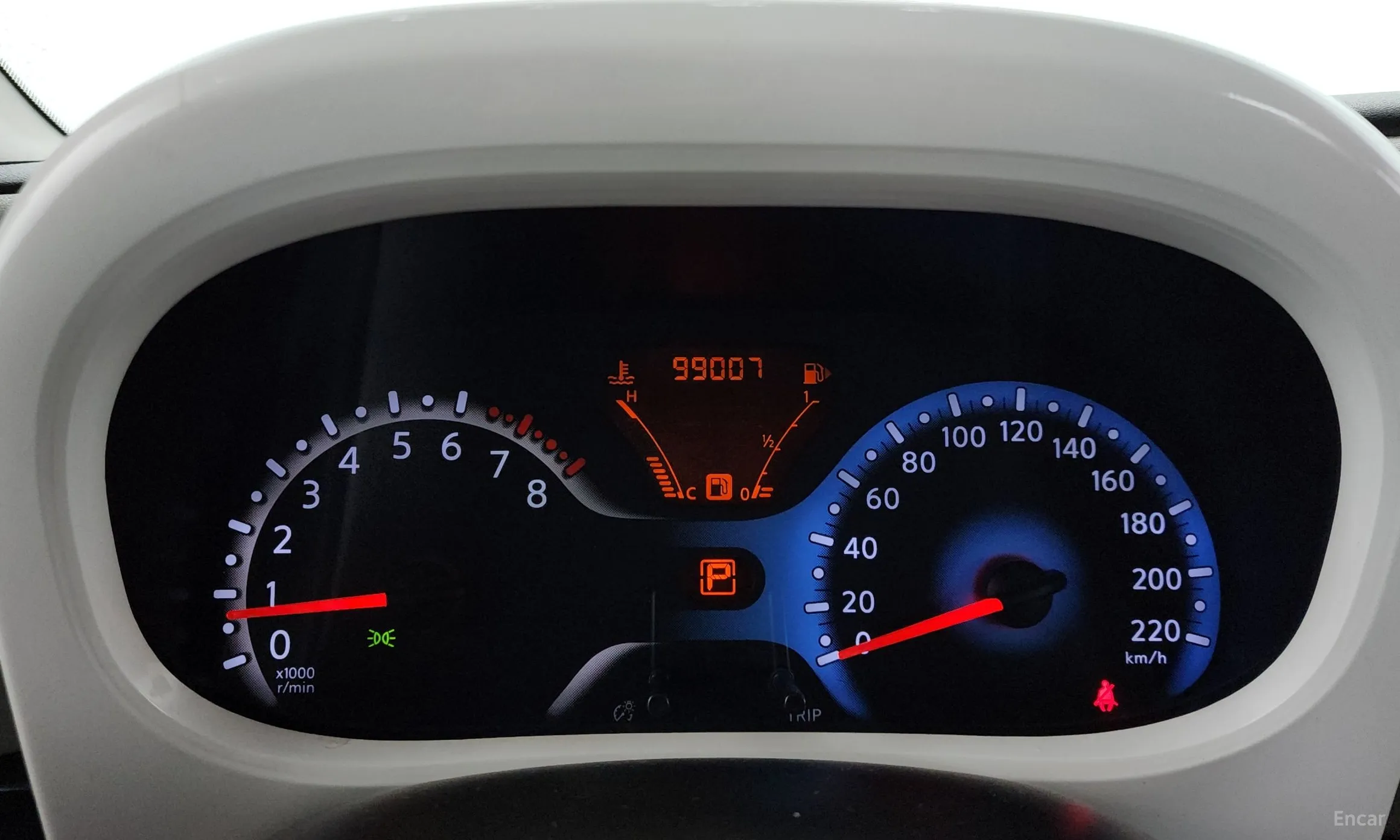 Nissan Cube превью 8