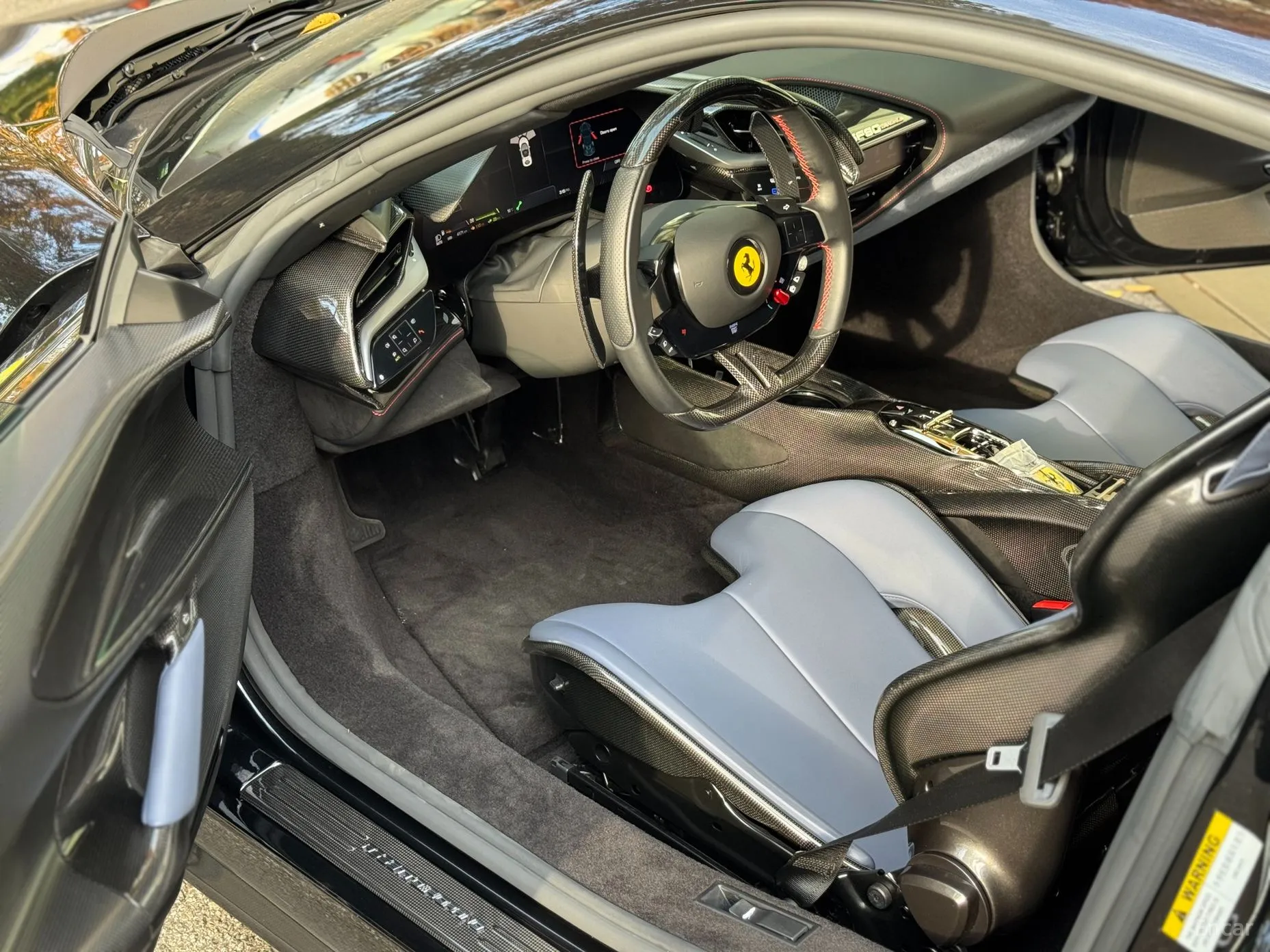 Ferrari SF90 Stradale превью 7