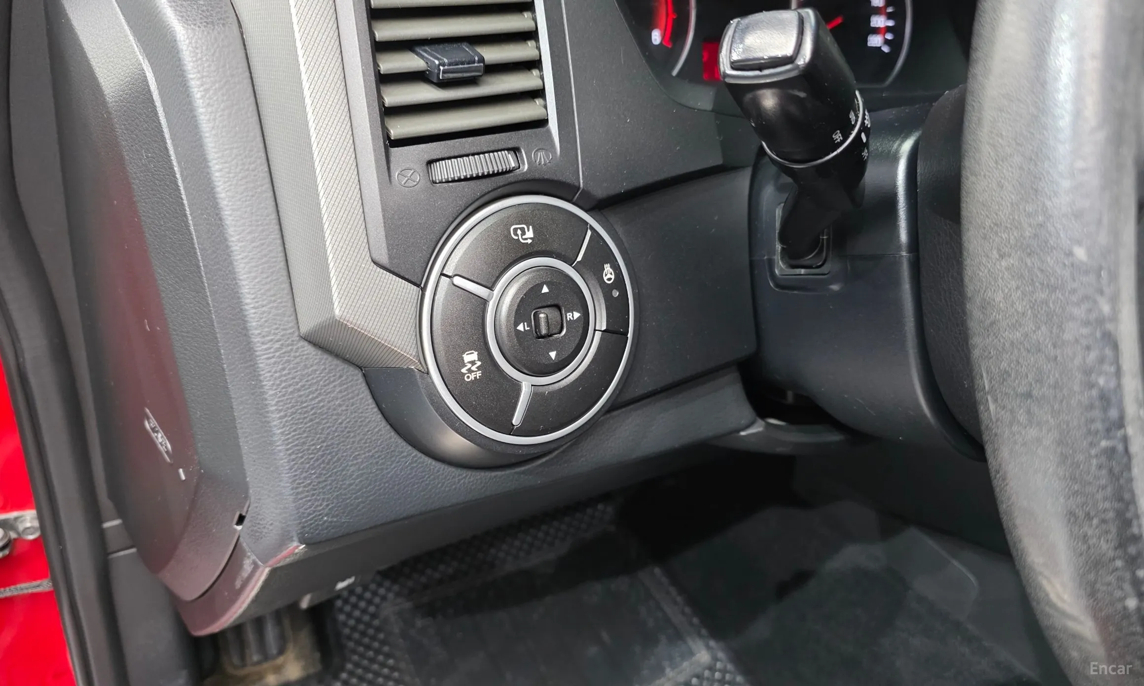 KG Mobility (SsangYong) Korando Sports превью 14