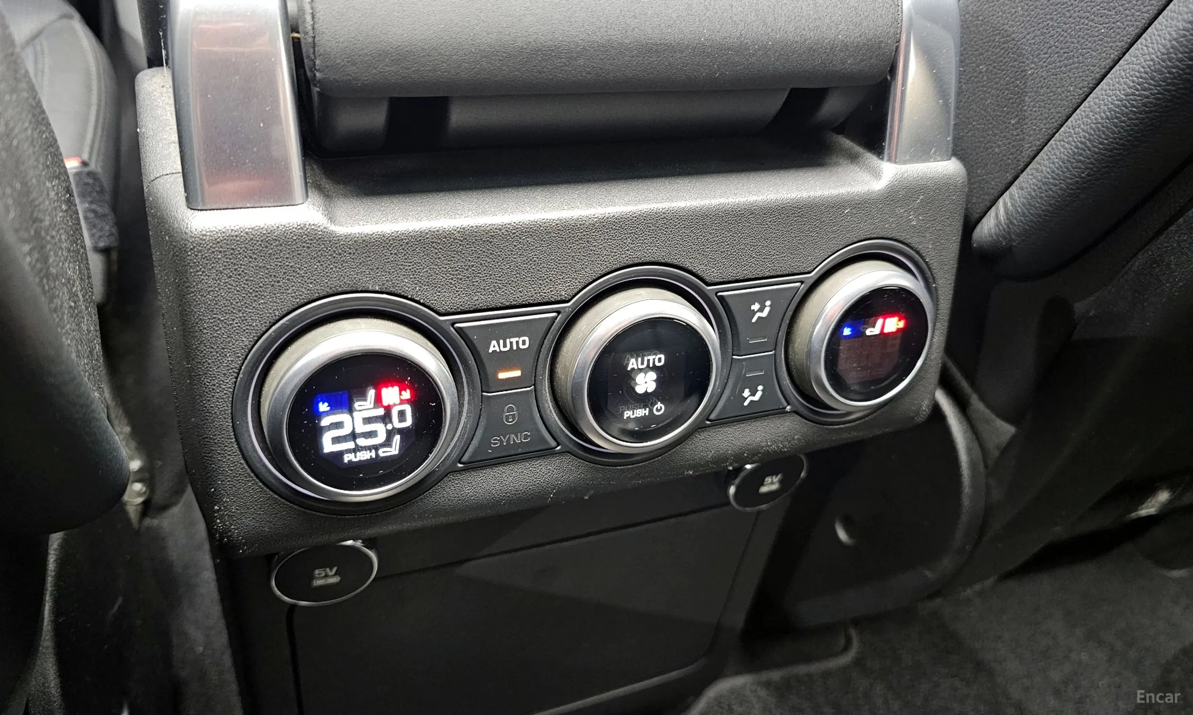 Land Rover Discovery 5 превью 17