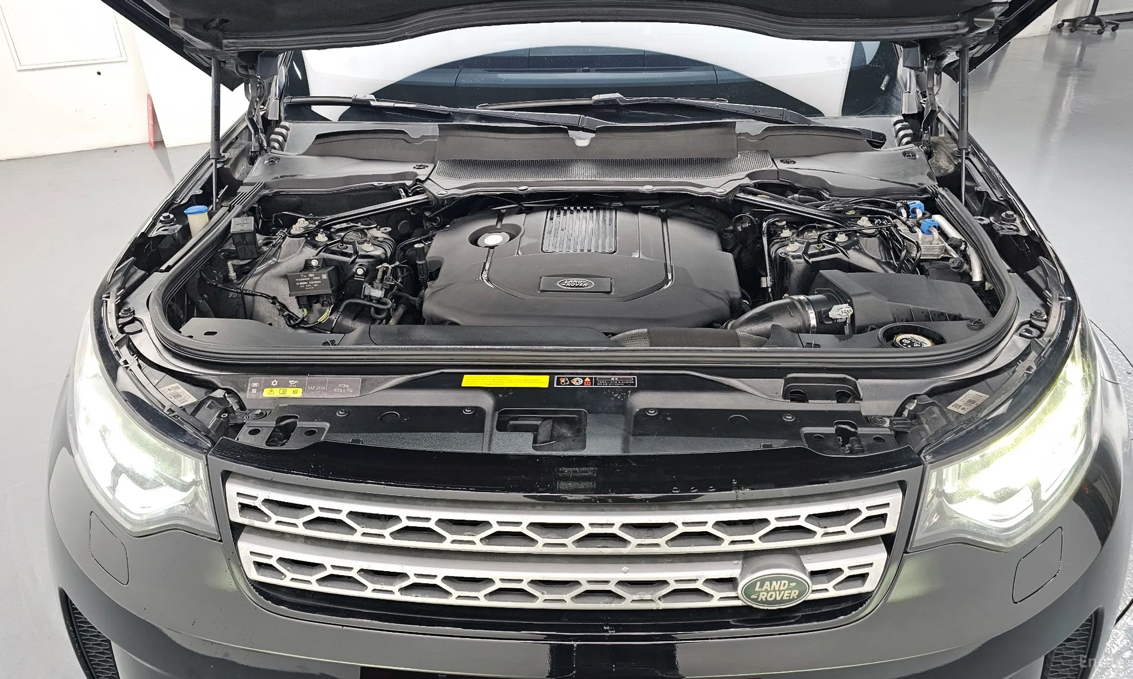 Land Rover Discovery 5 превью 6