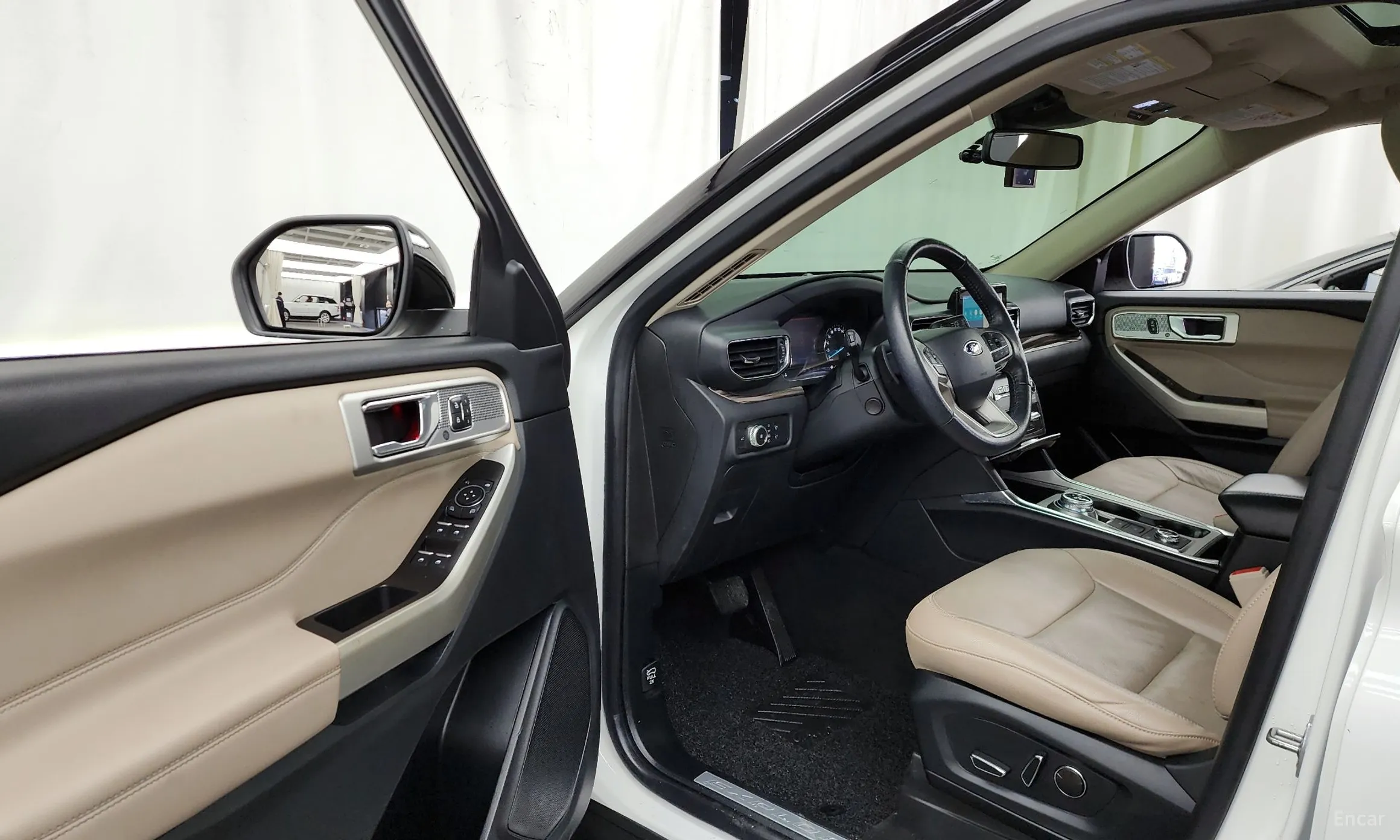Ford Explorer 6th Generation превью 10