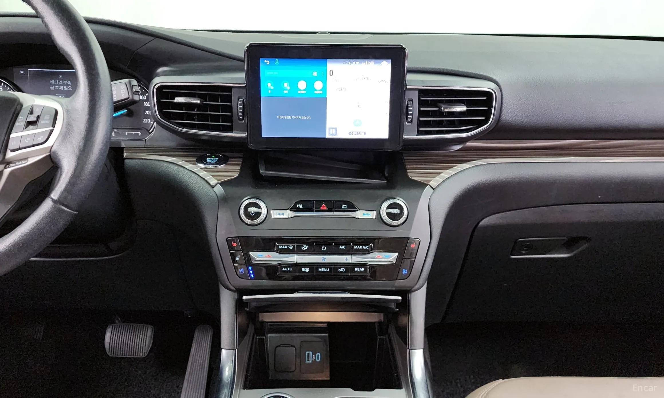 Ford Explorer 6th Generation превью 14