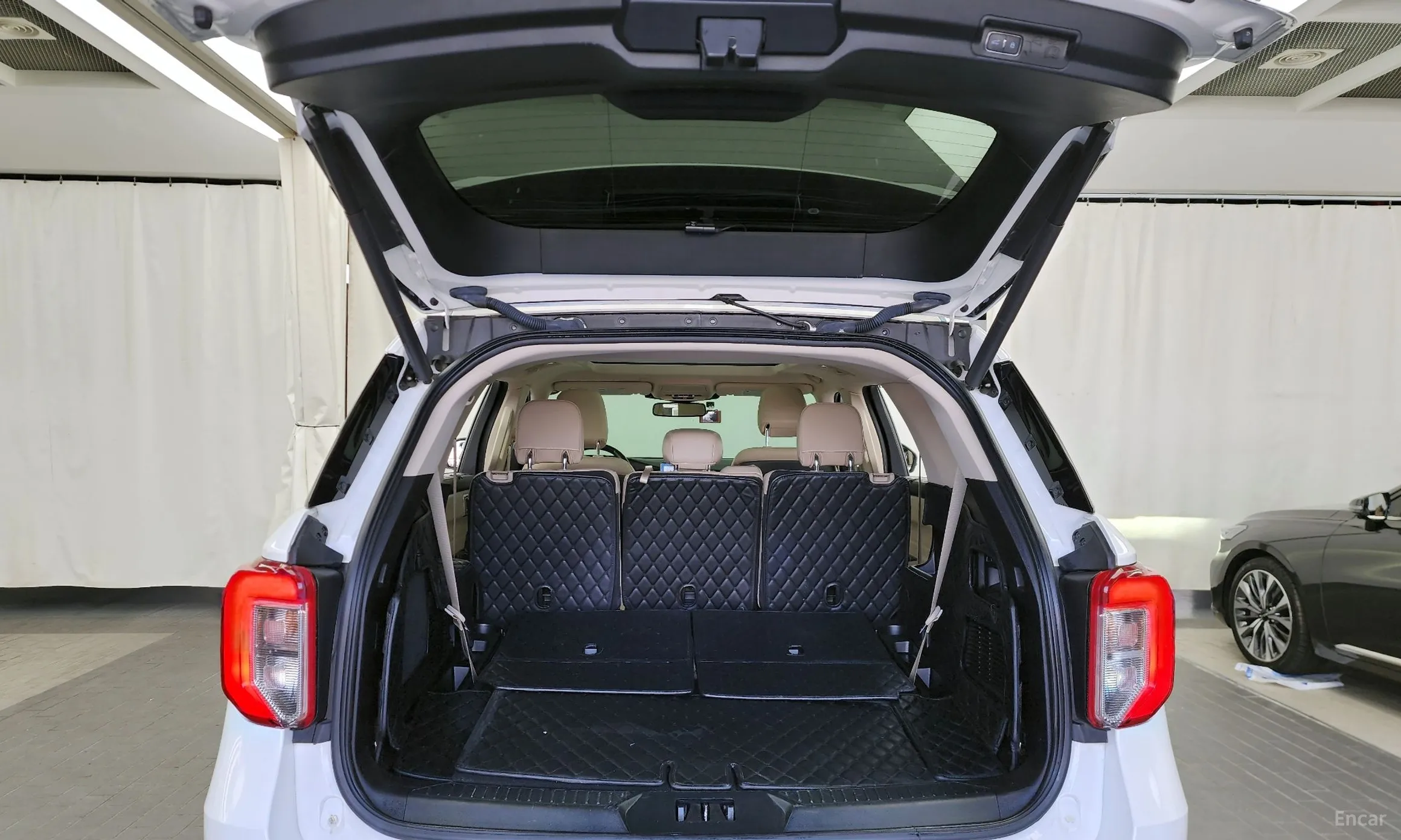 Ford Explorer 6th Generation превью 20