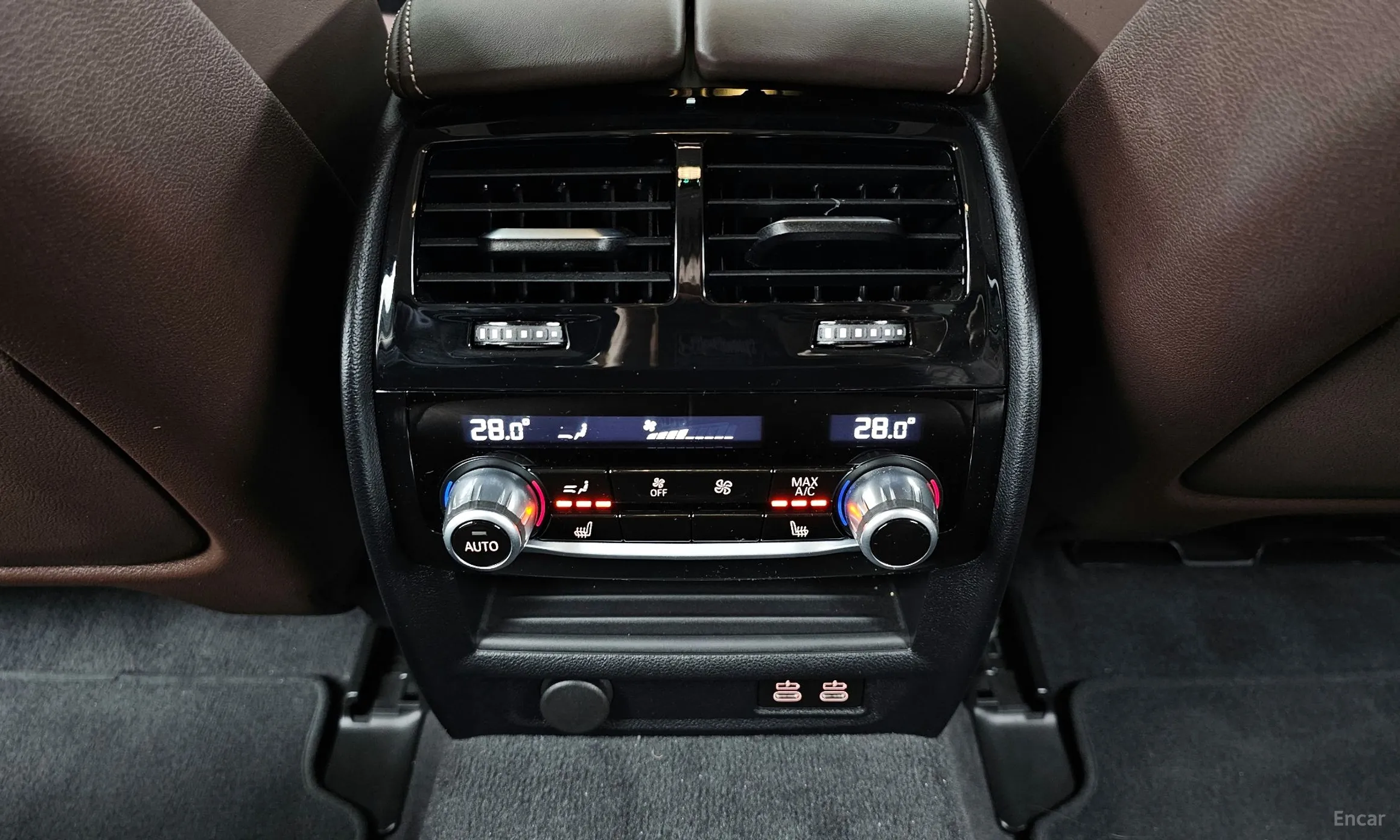 BMW 5 Series (G30) превью 19