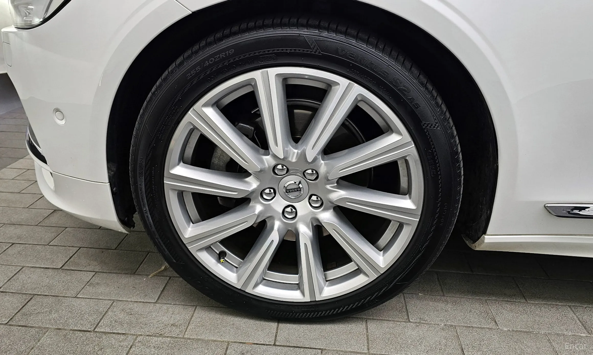 Volvo S90 превью 5
