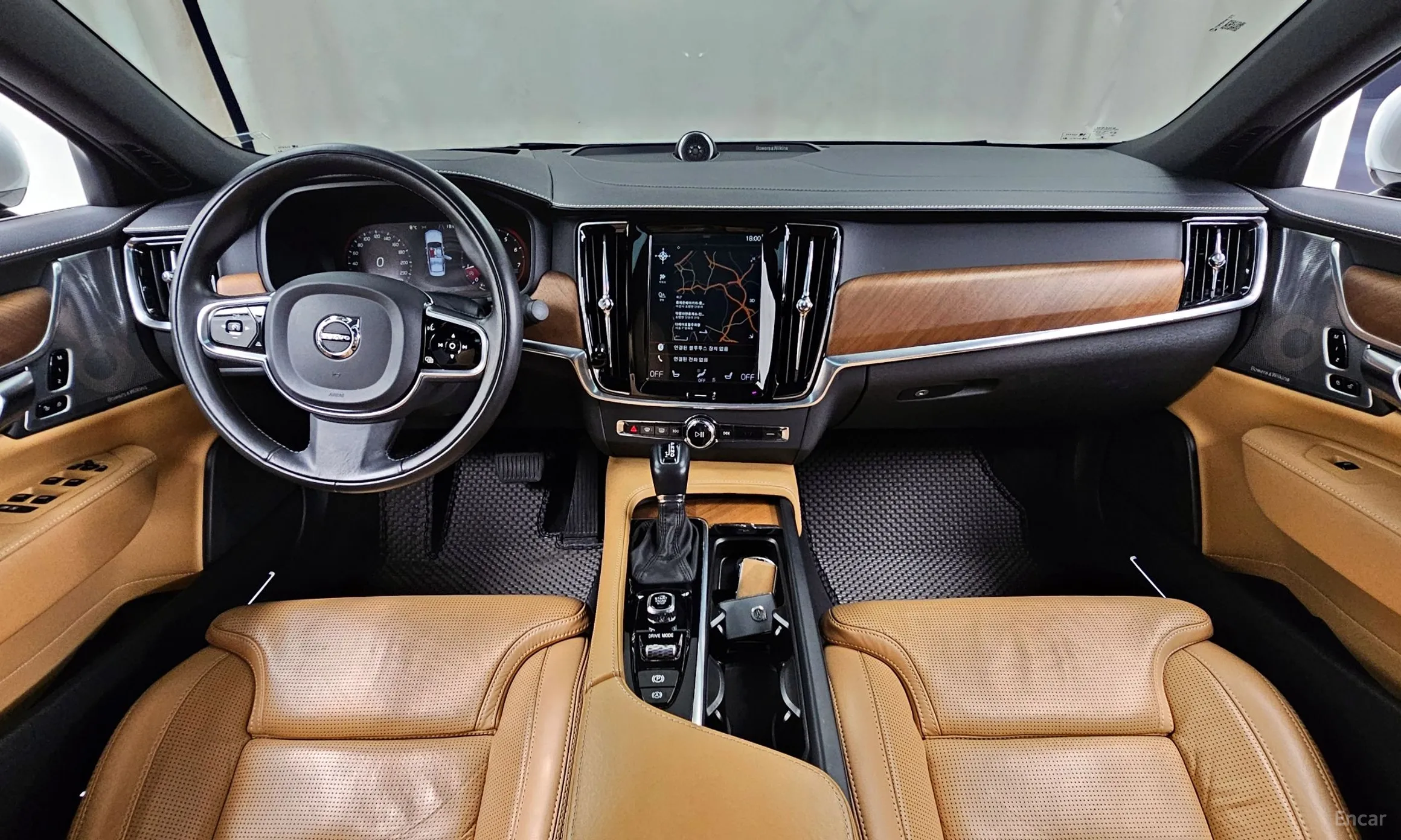 Volvo S90 превью 7