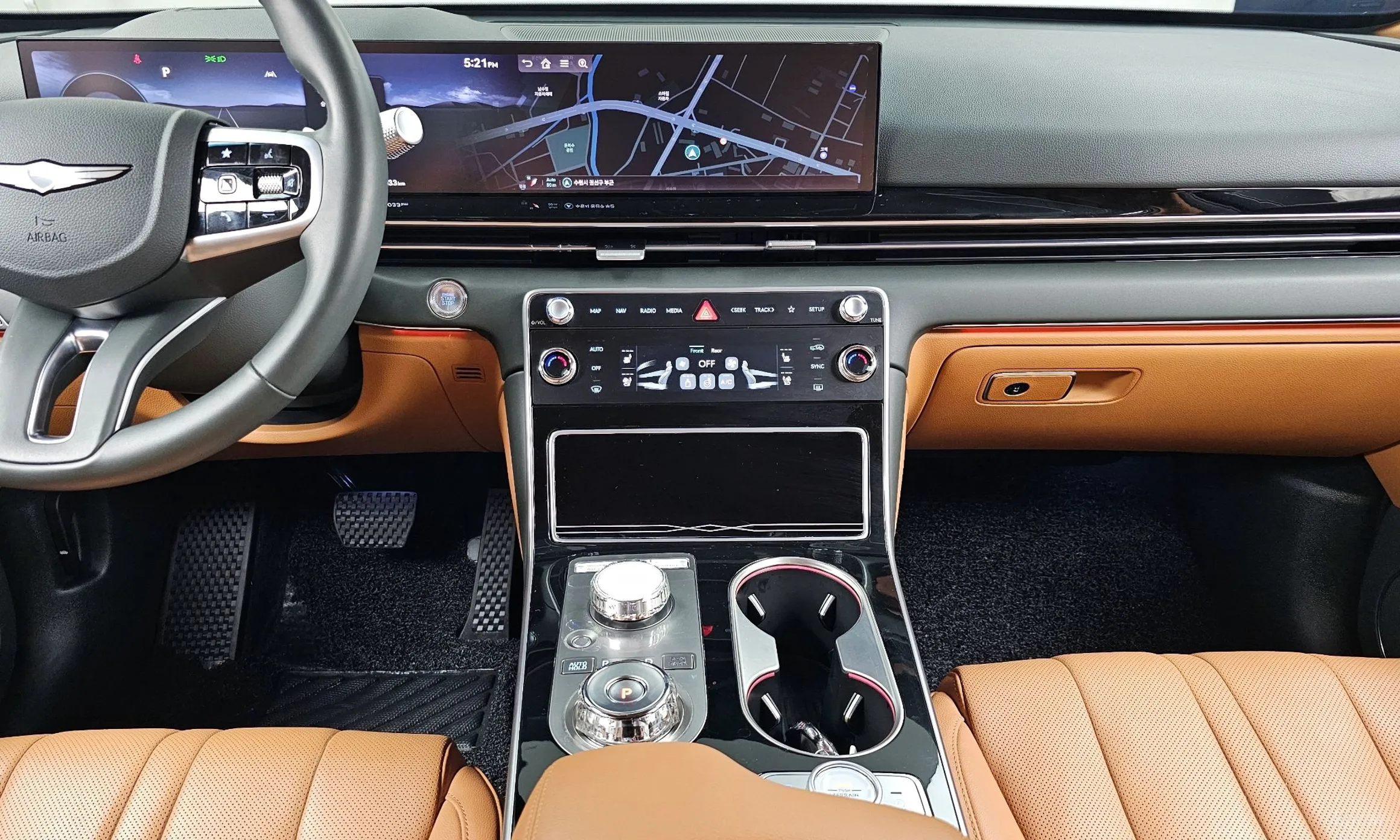 Genesis GV80 превью 14