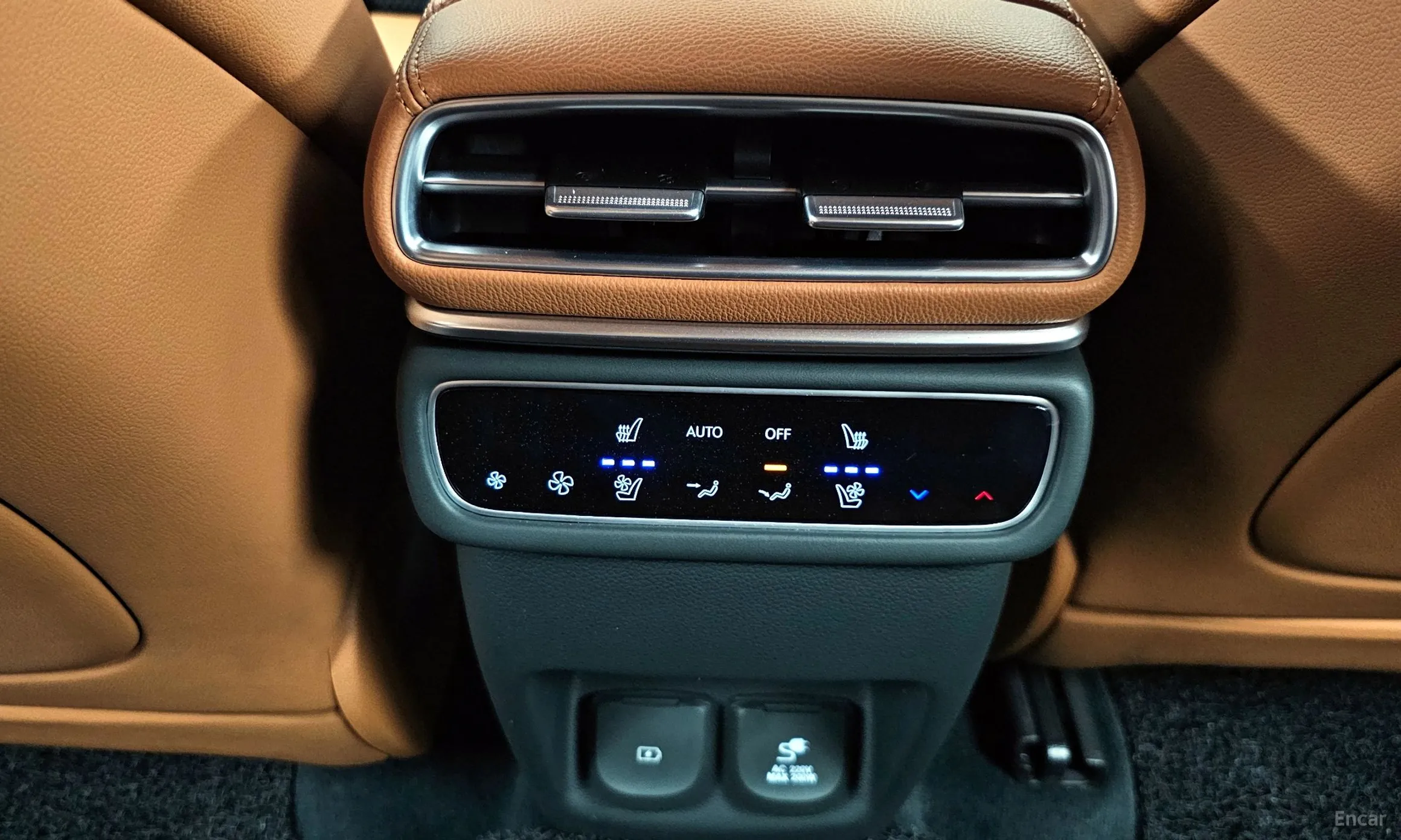 Genesis GV80 превью 18