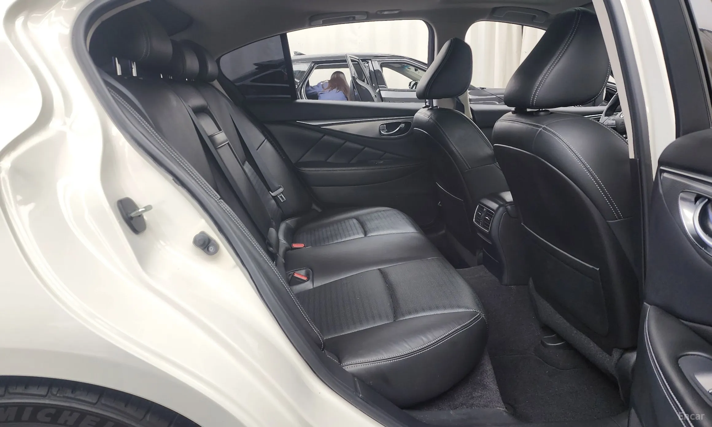 Infiniti Q50 превью 12