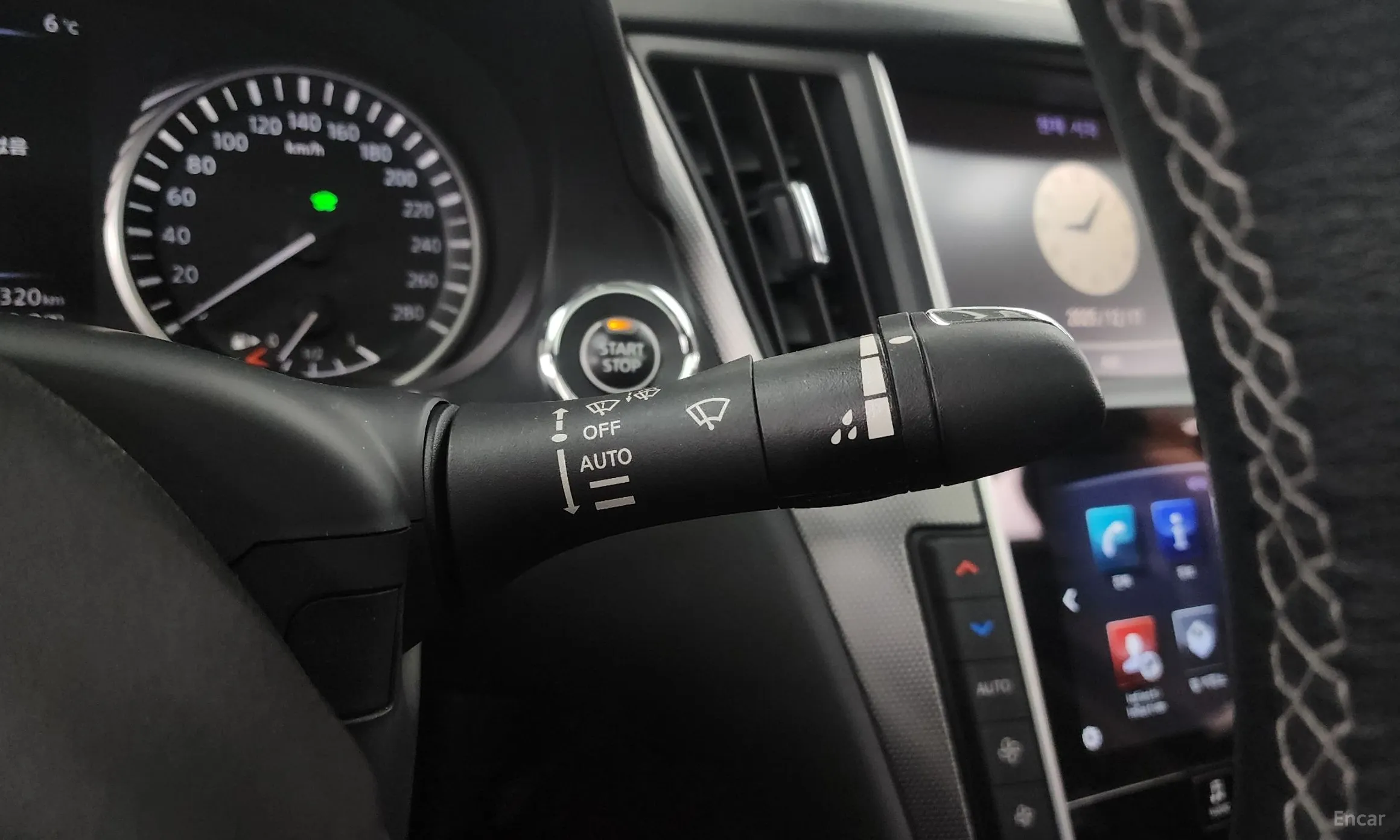 Infiniti Q50 превью 19