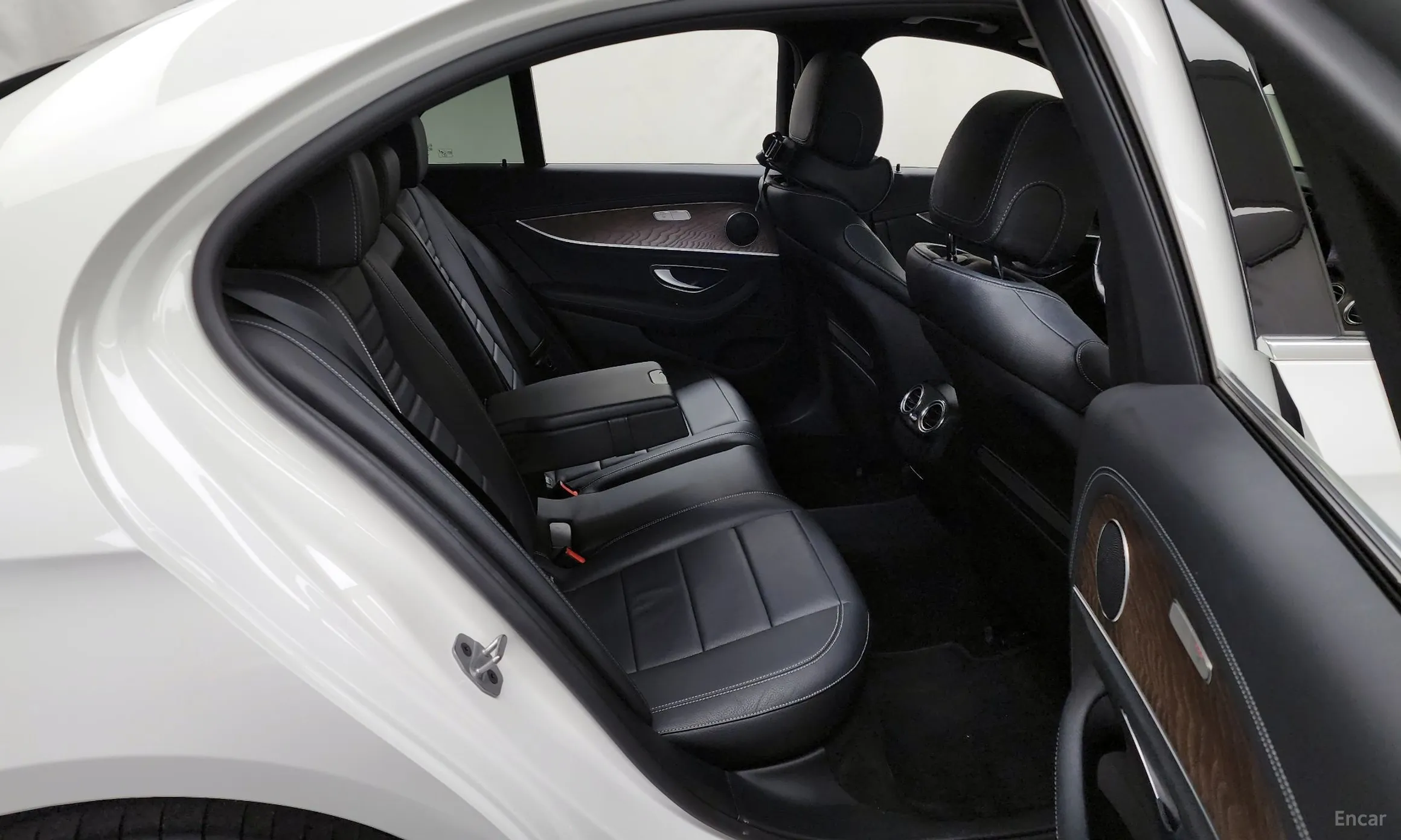 Mercedes Benz E-Class W213 превью 12
