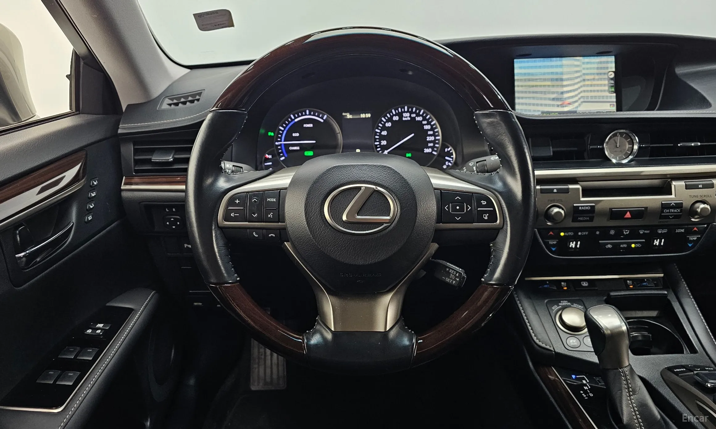 Lexus New ES300h превью 13