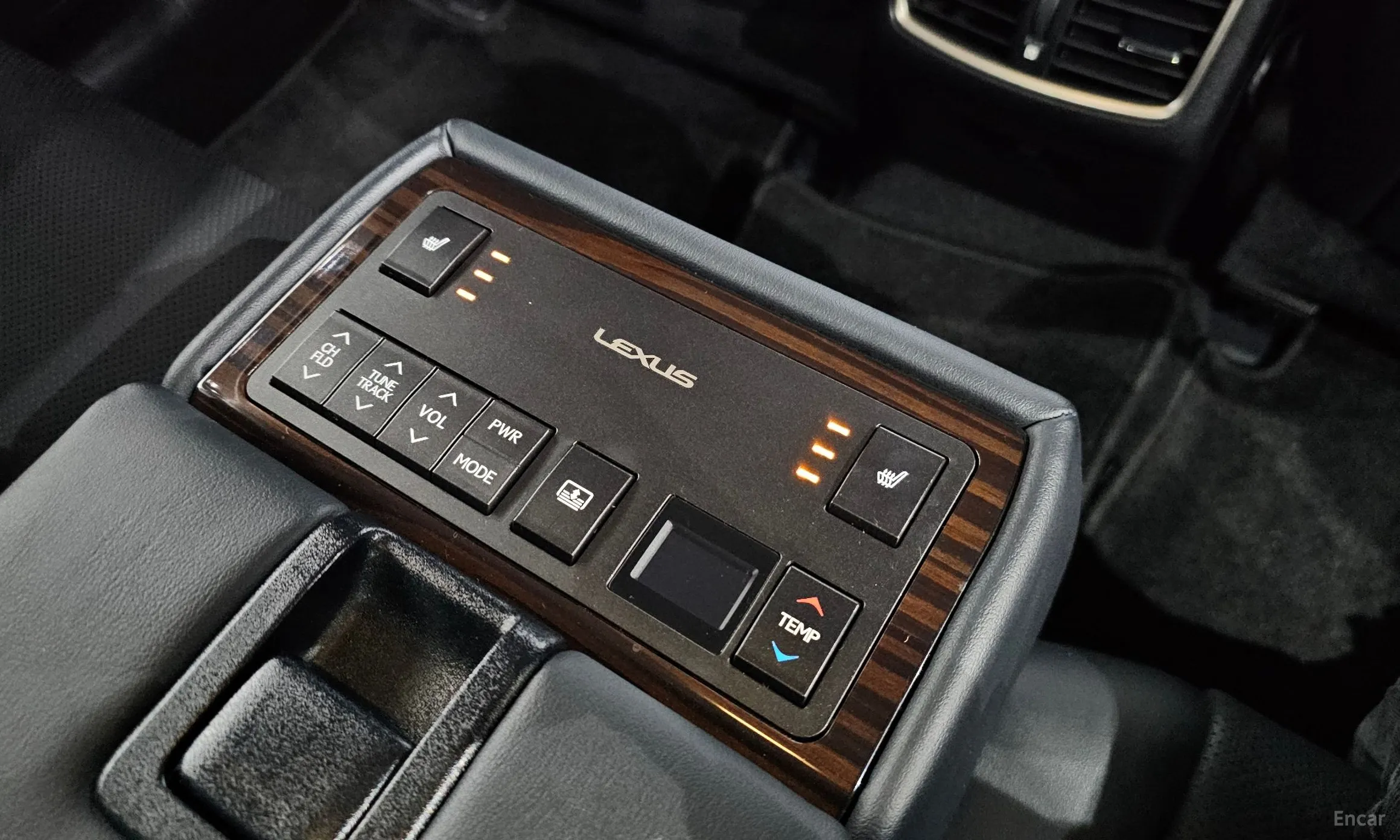 Lexus New ES300h превью 17