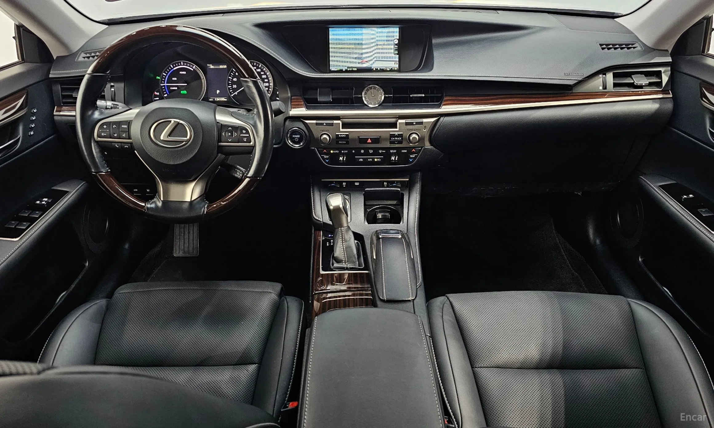 Lexus New ES300h превью 7