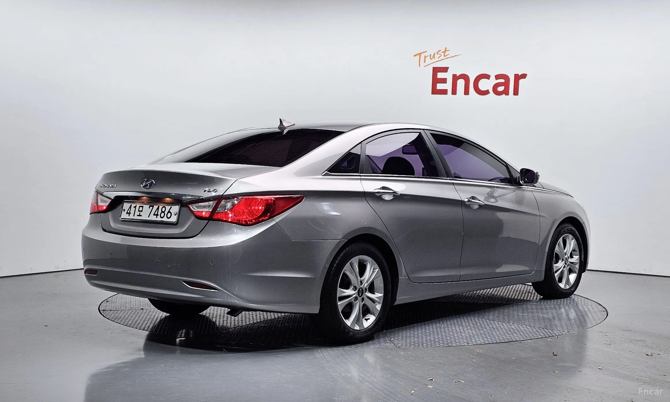 Hyundai YF Sonata
