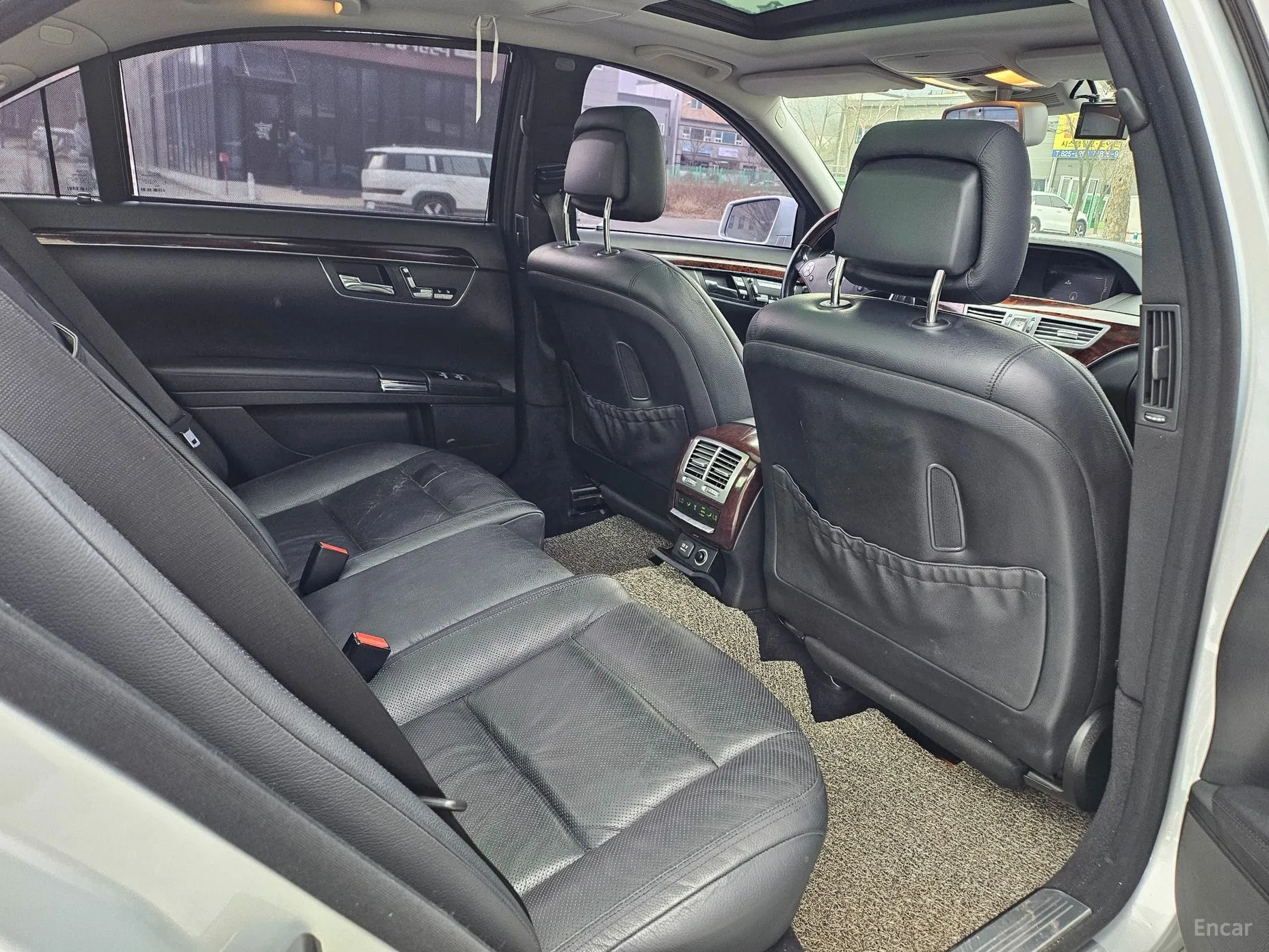 Mercedes Benz S-Class W221 превью 15