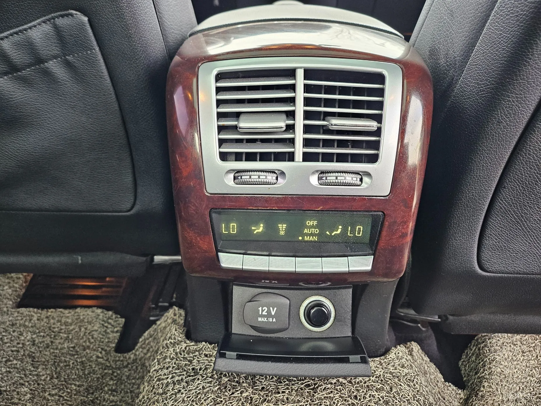 Mercedes Benz S-Class W221 превью 16